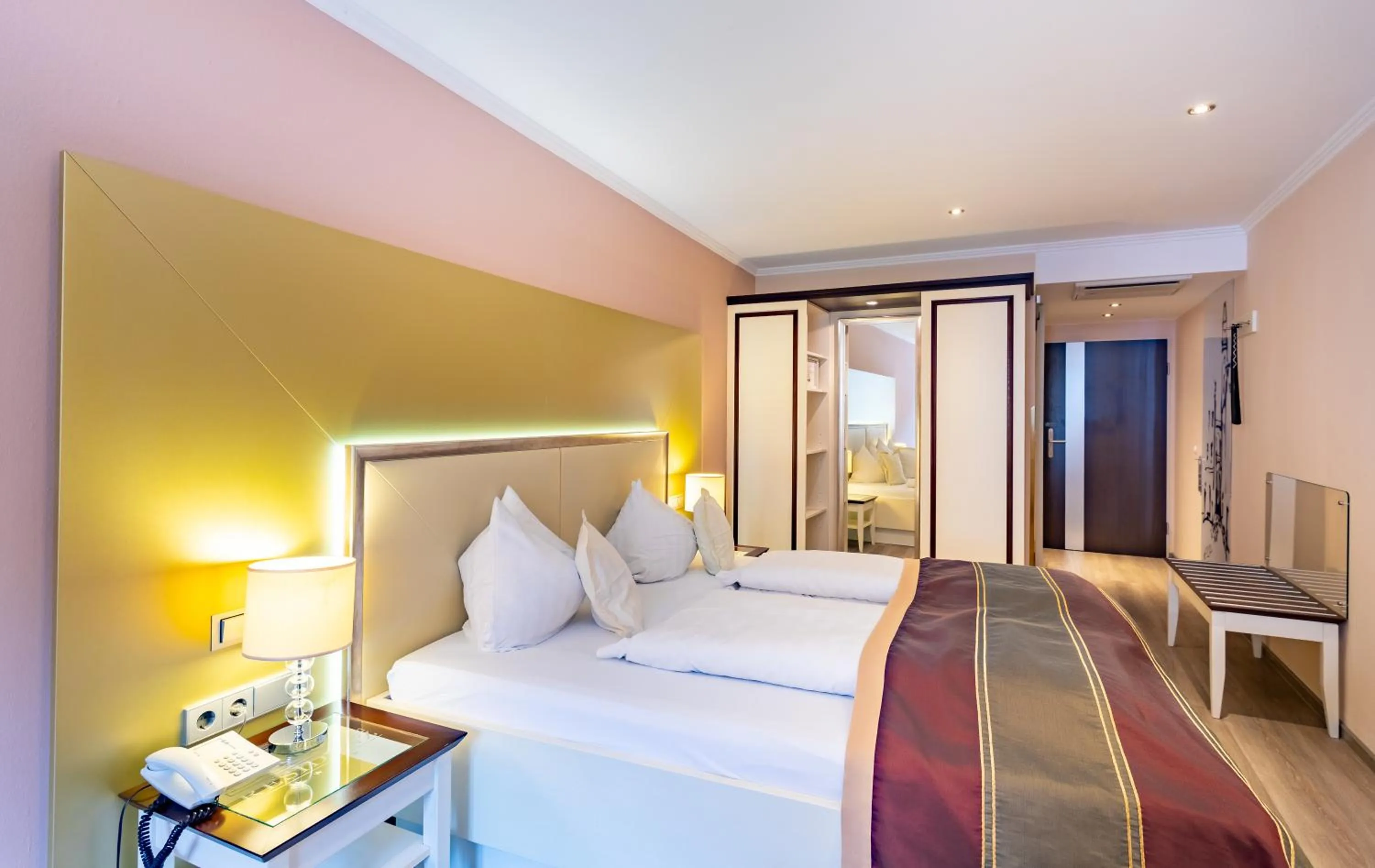 Bed in Hotel Residenz Passau