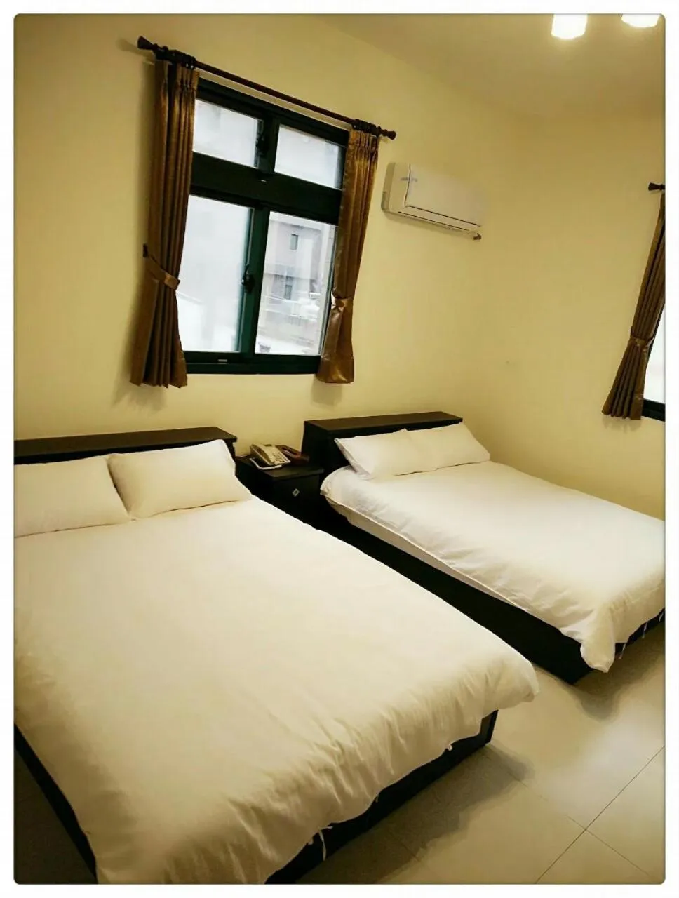 Bed in Jiou Wu Siao Jhu