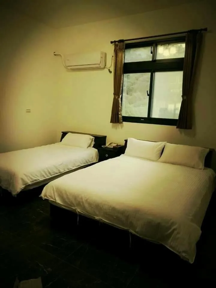 Bed in Jiou Wu Siao Jhu