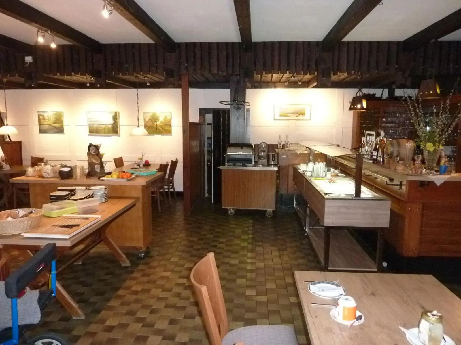 Breakfast in Akzent Hotel Zur Wasserburg - Hotel Garni bed & breakfast