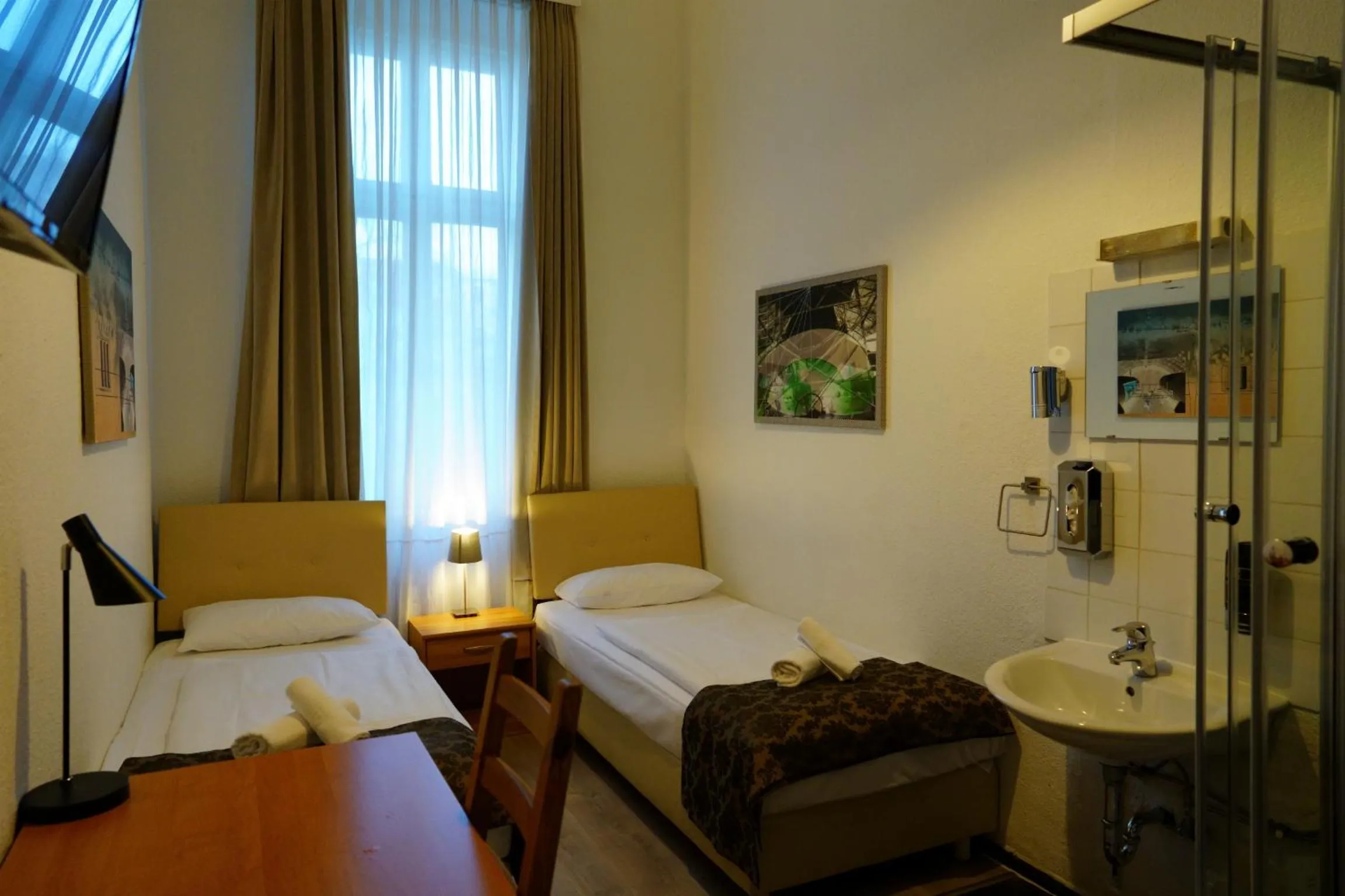 Photo of the whole room, Bed in City Pension Berlin