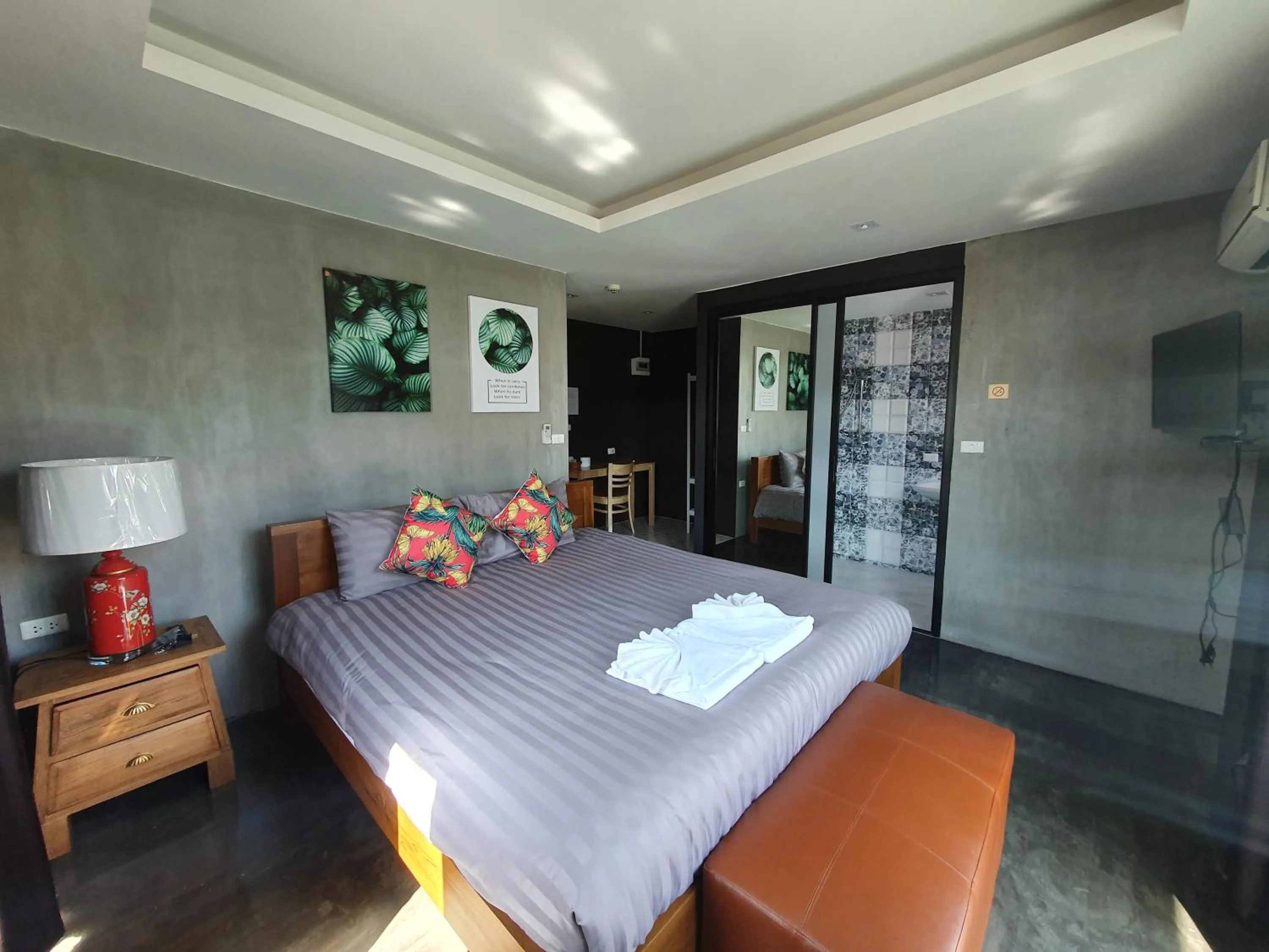 Bed in Baan Wualamphong บ้านวัวลำพอง