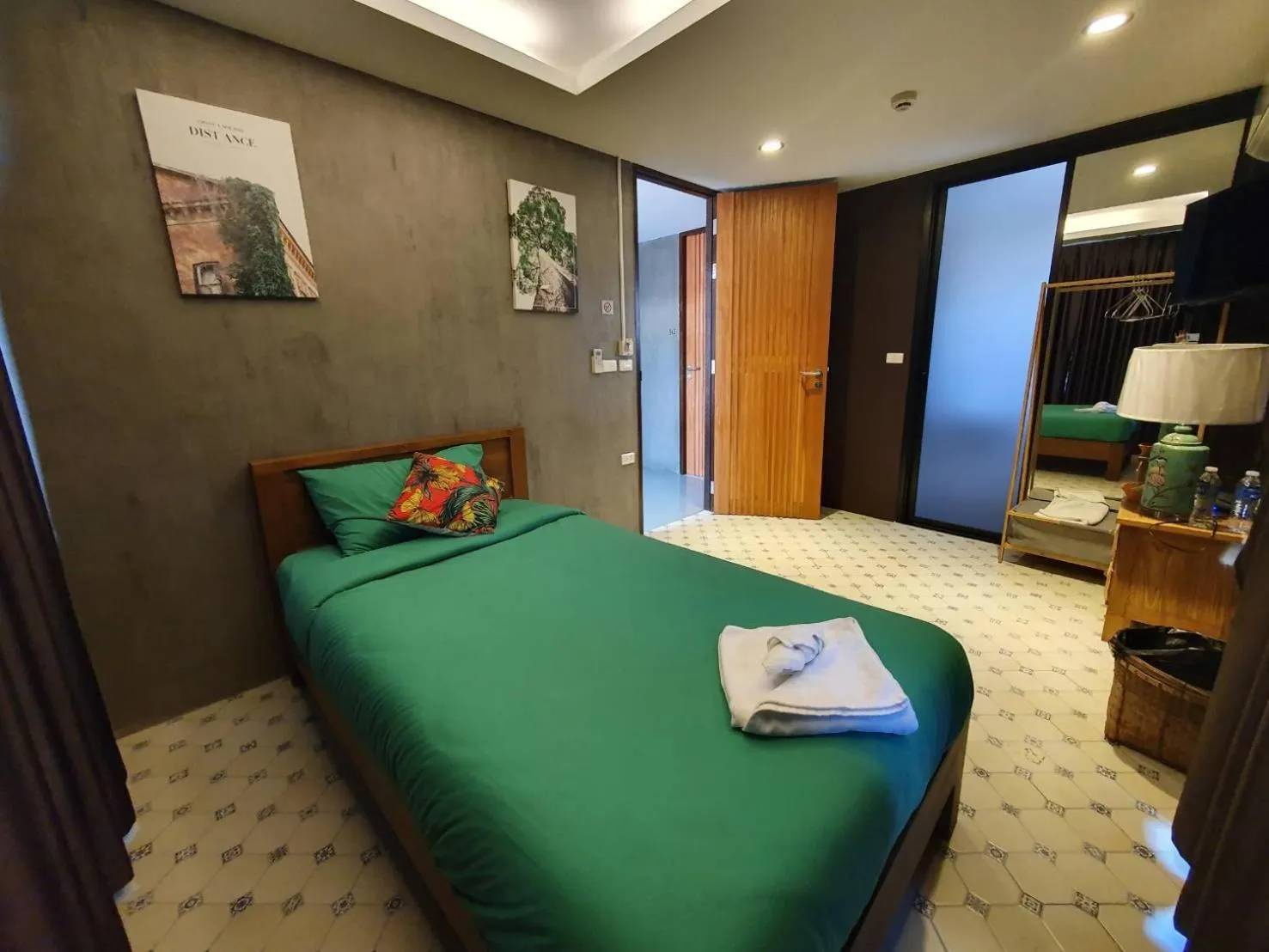 Bed in Baan Wualamphong บ้านวัวลำพอง