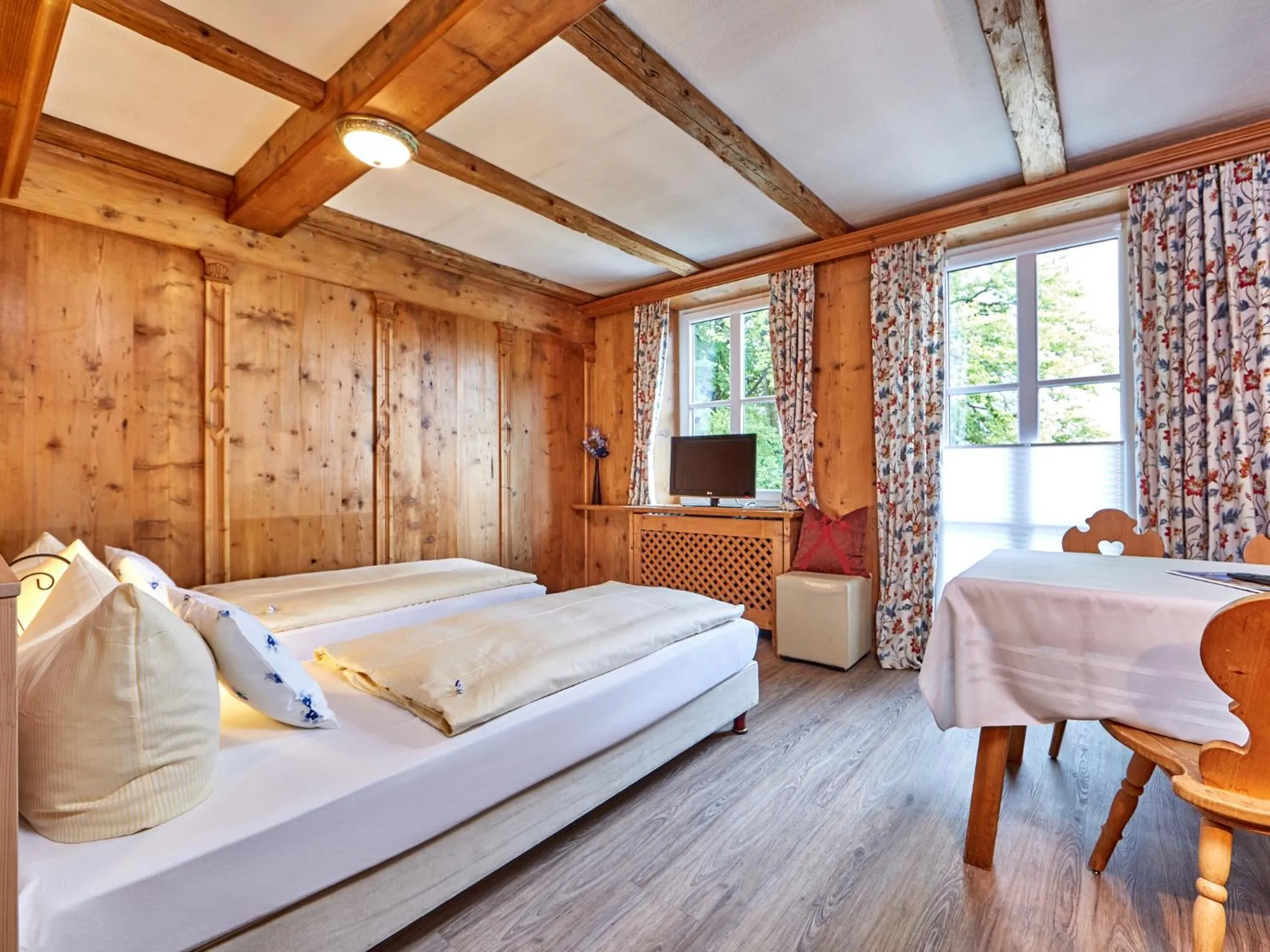 Photo of the whole room in AKZENT Hotel Turmwirt ***S