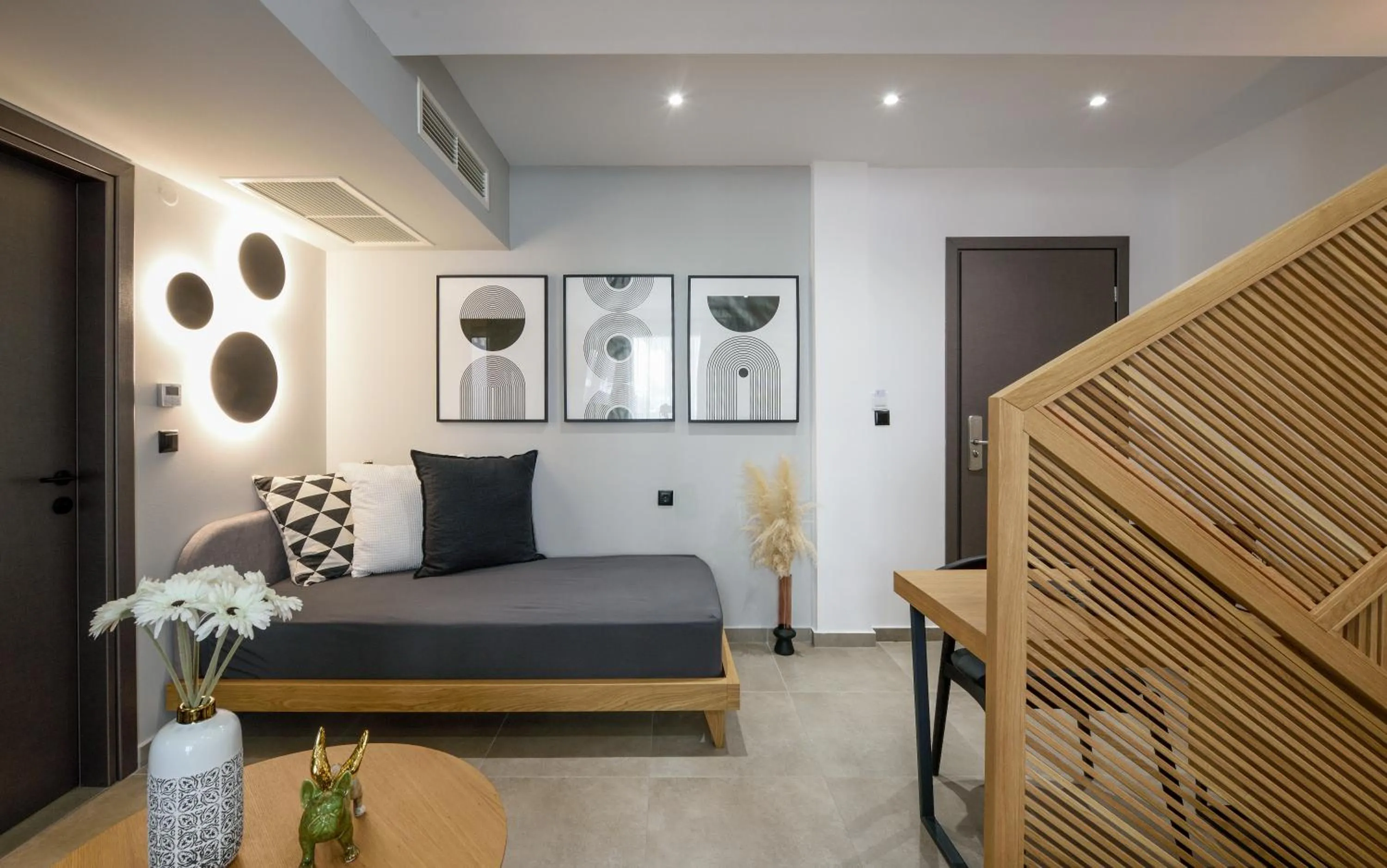 Day, Bed in Pillow urban stay