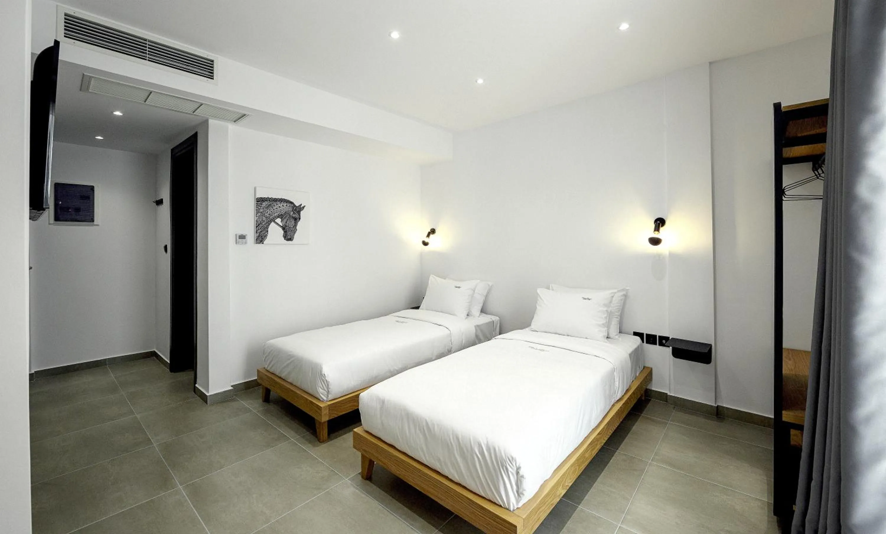 Day, Bed in Pillow urban stay