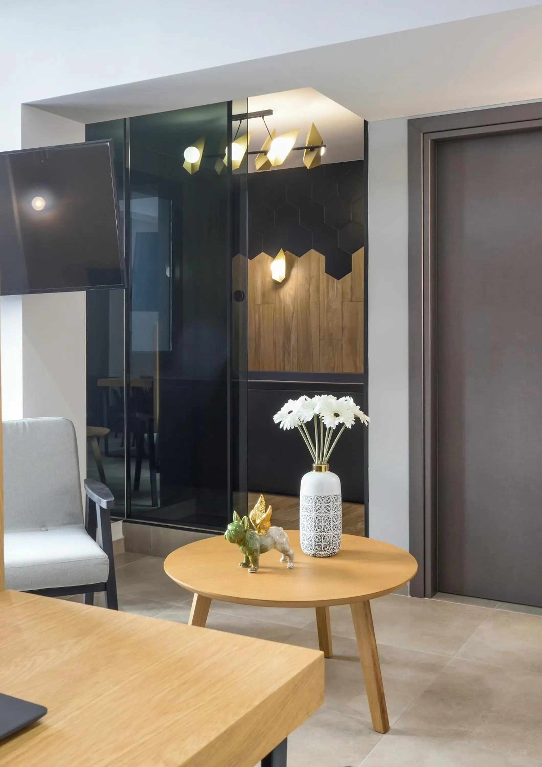 Day in Pillow urban stay