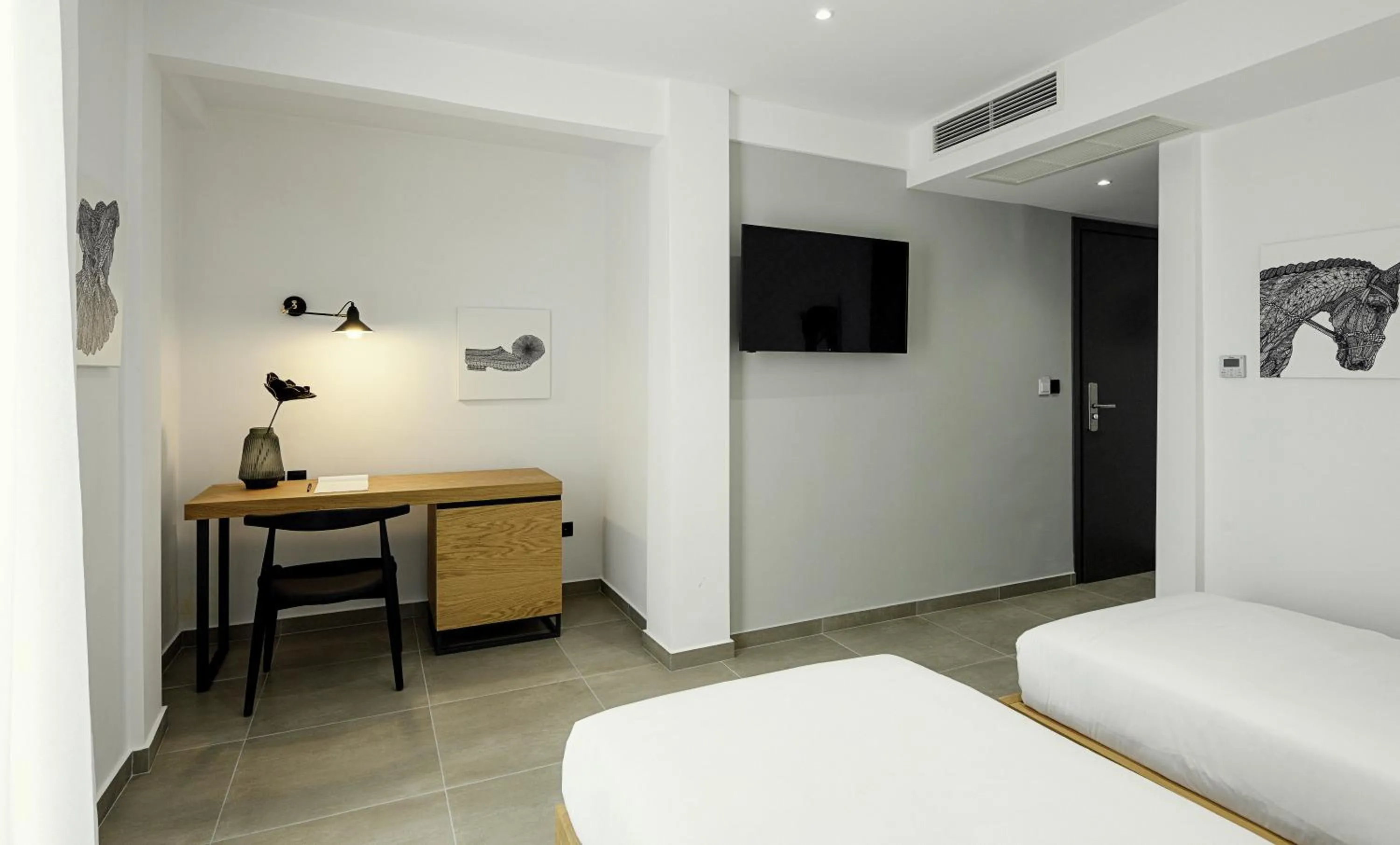 Spring, Bed in Pillow urban stay