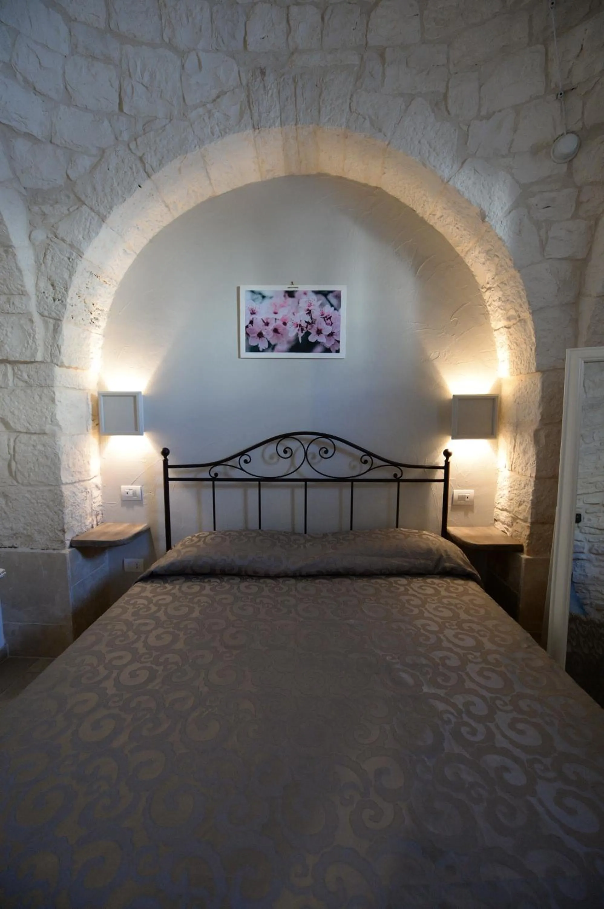 Bedroom, Bed in Trullo A Casedd