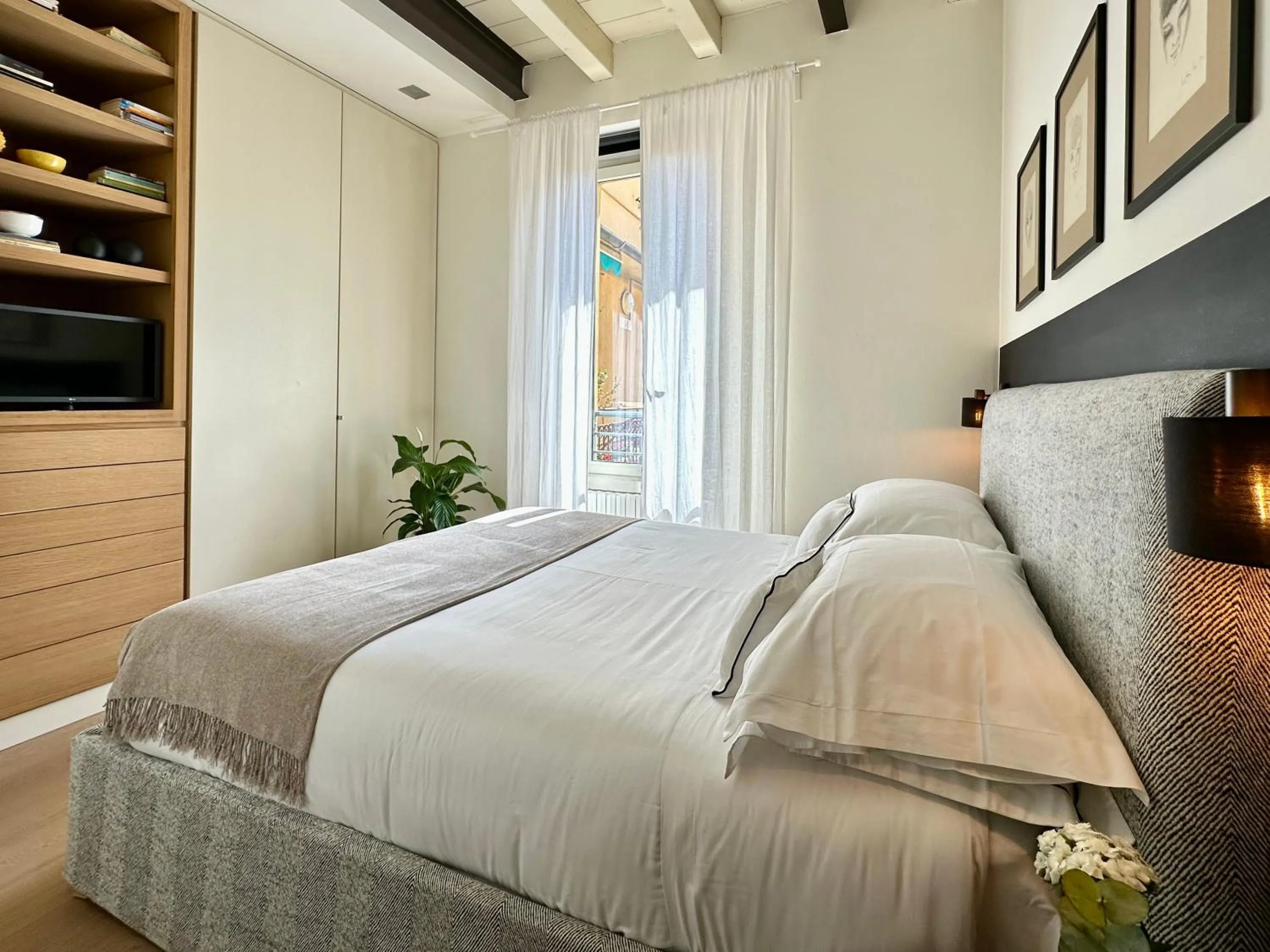 Bed in Lily Pads -Elegant apartment- in the city center