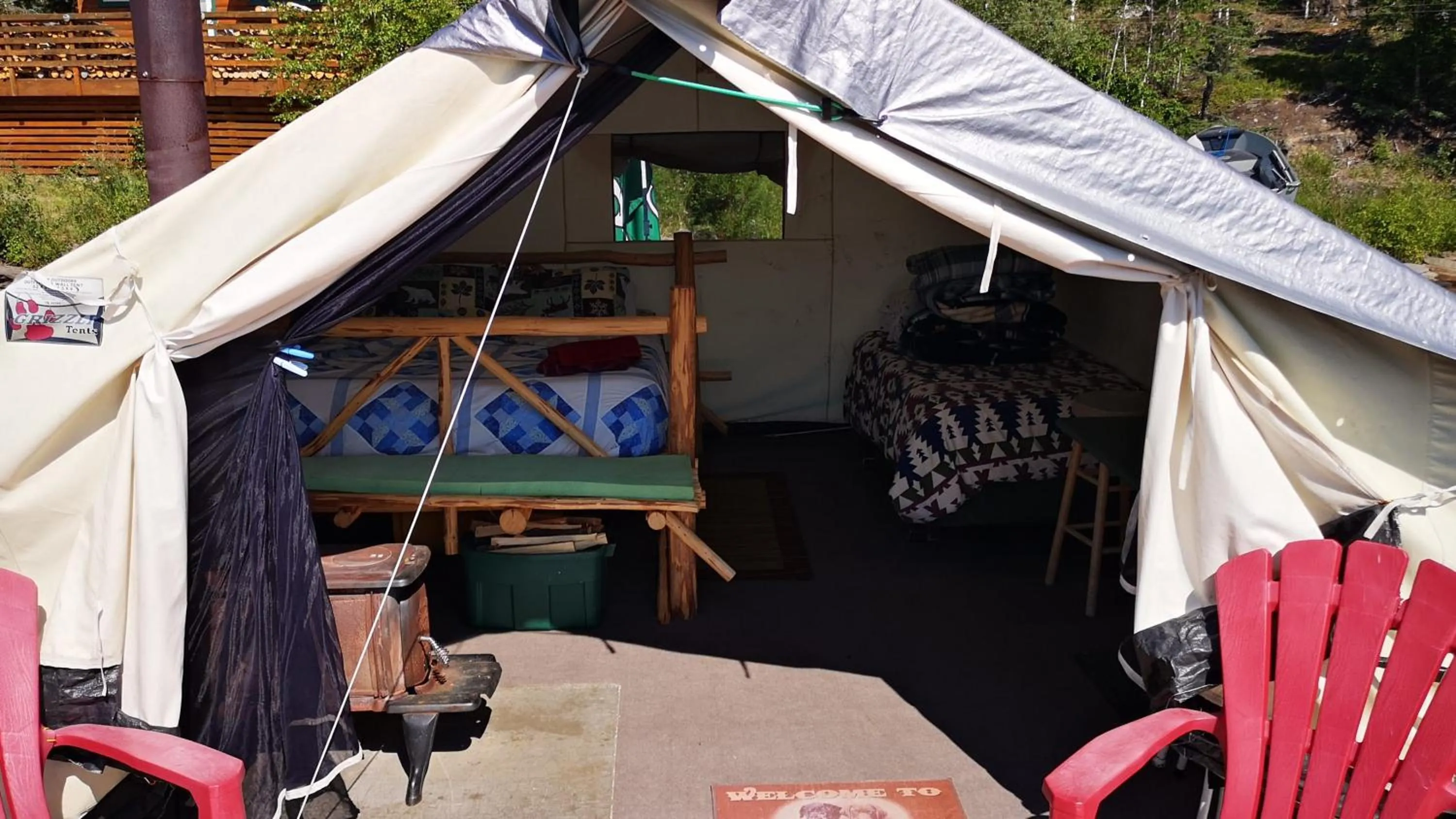 Property building in Yellow Dog Lodge, Inc.