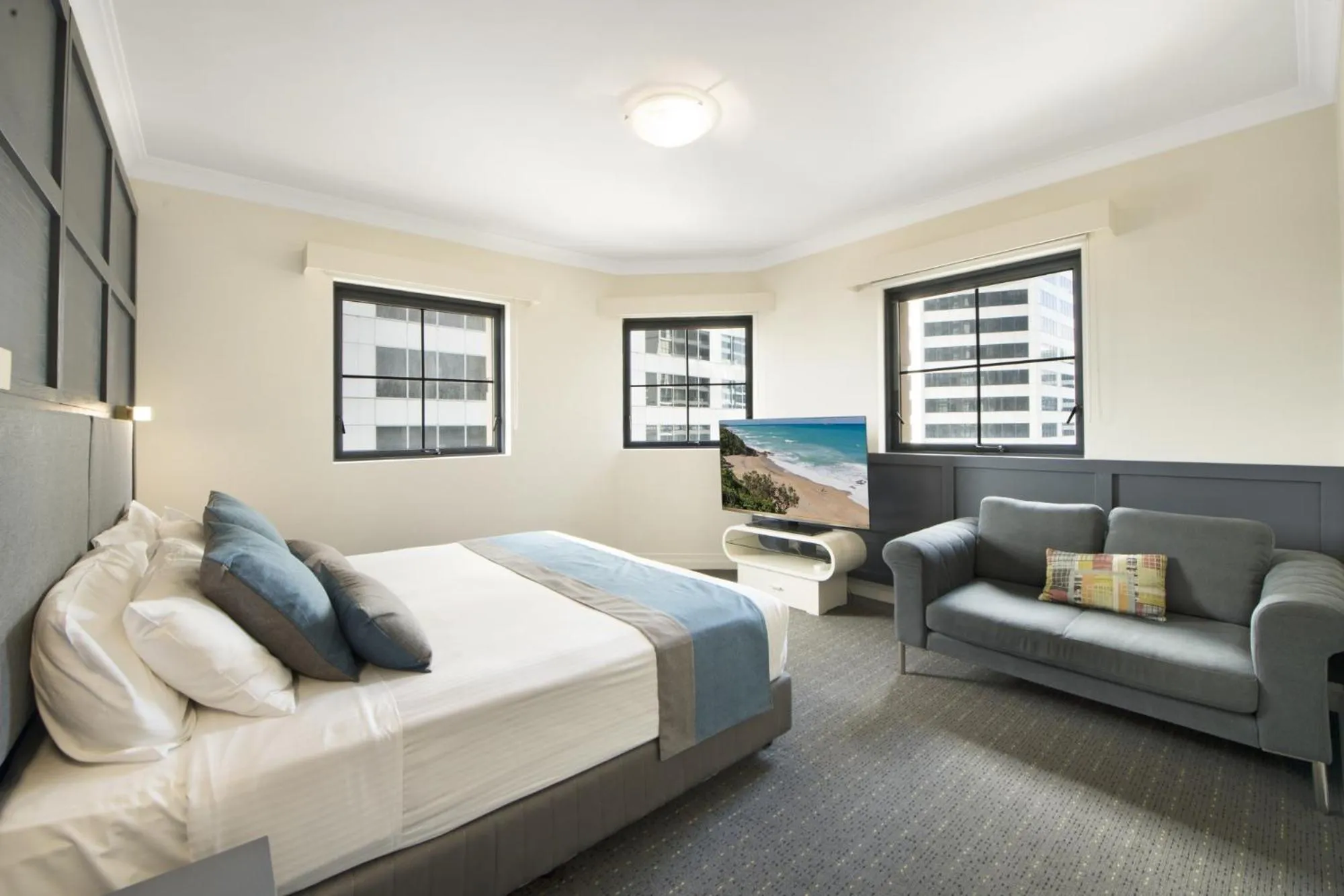 Bedroom in YEHS Hotel Sydney Harbour Suites