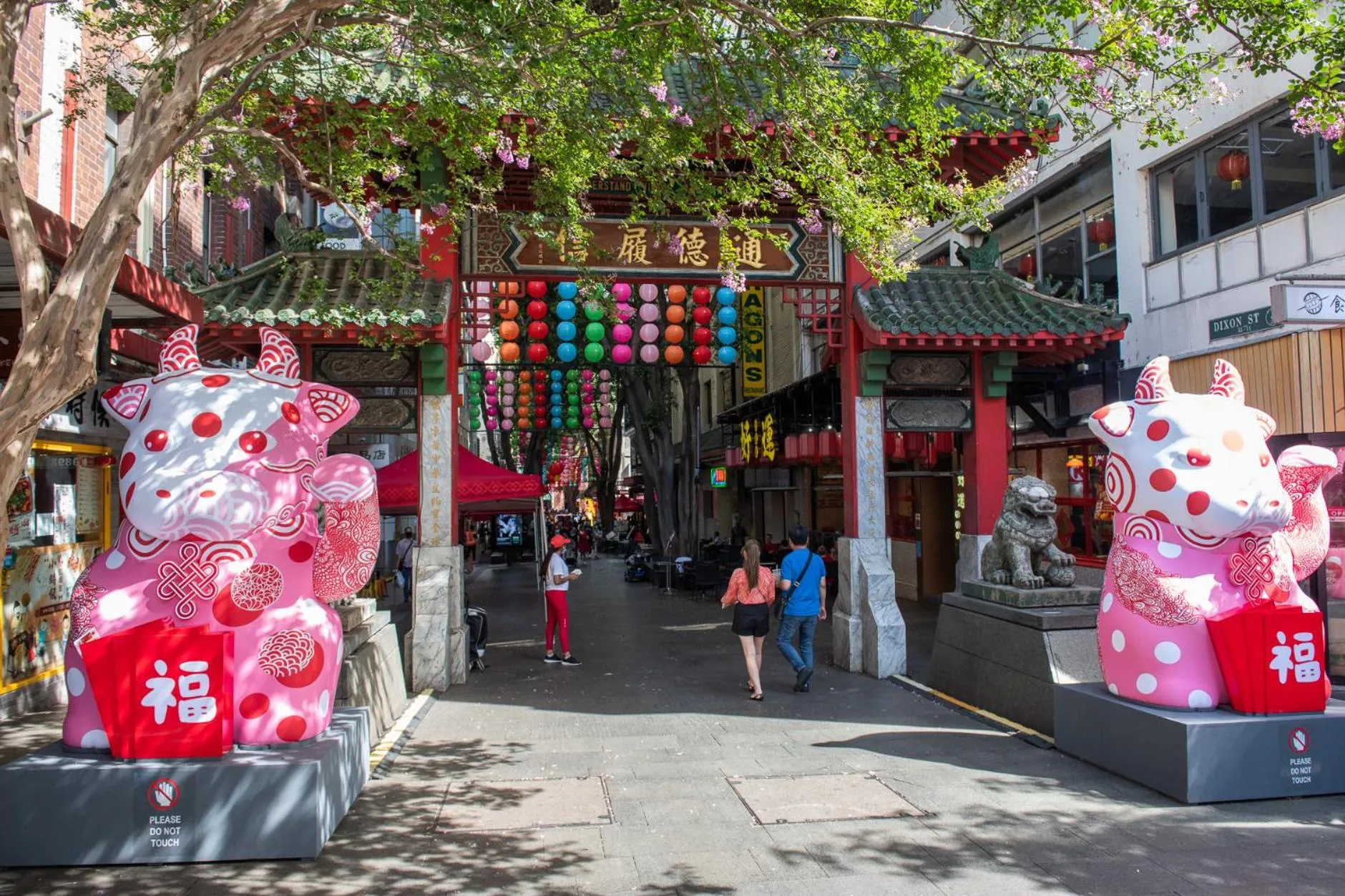 Shopping Area in YEHS Hotel Sydney Harbour Suites