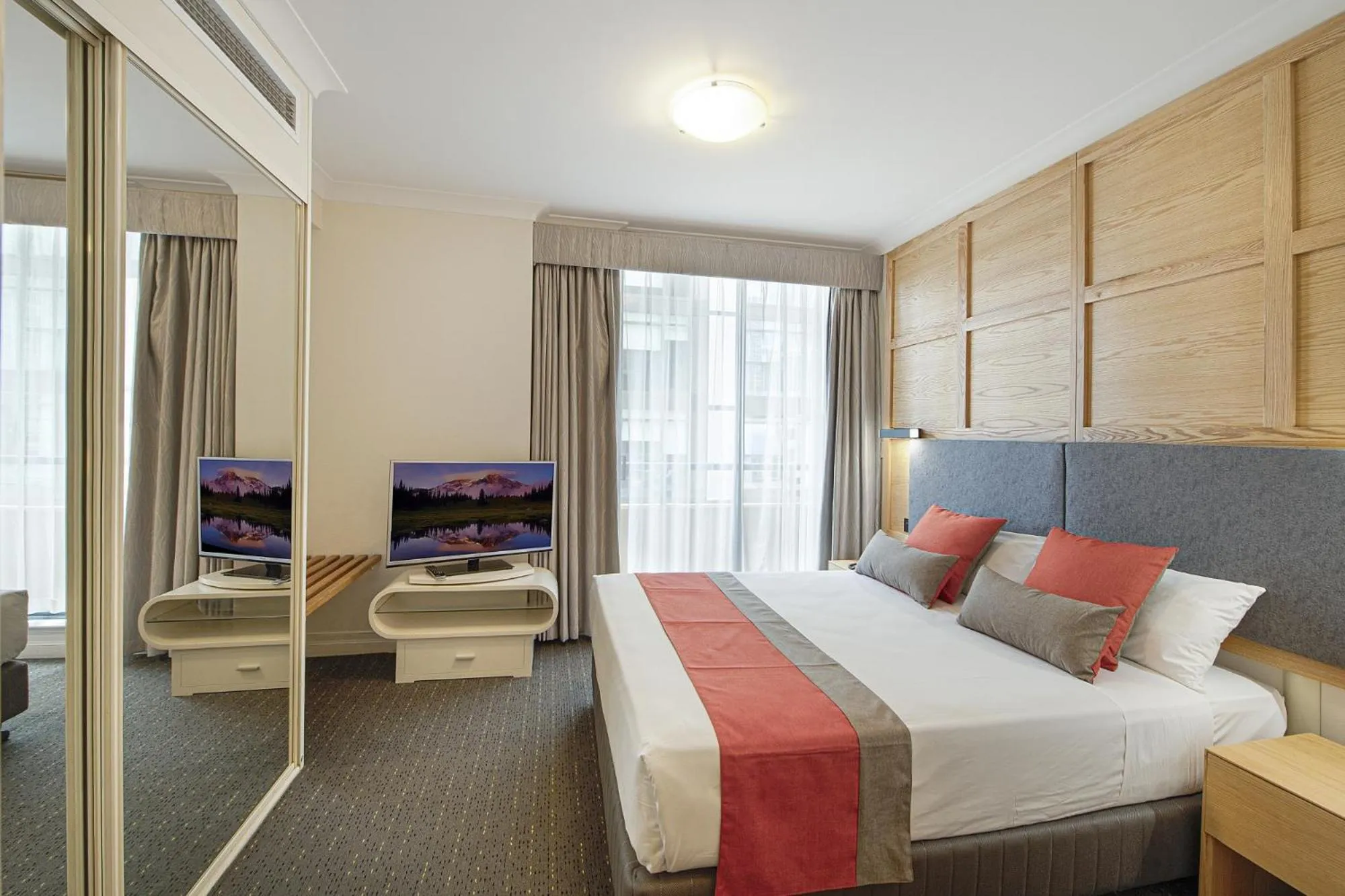 Photo of the whole room in YEHS Hotel Sydney Harbour Suites