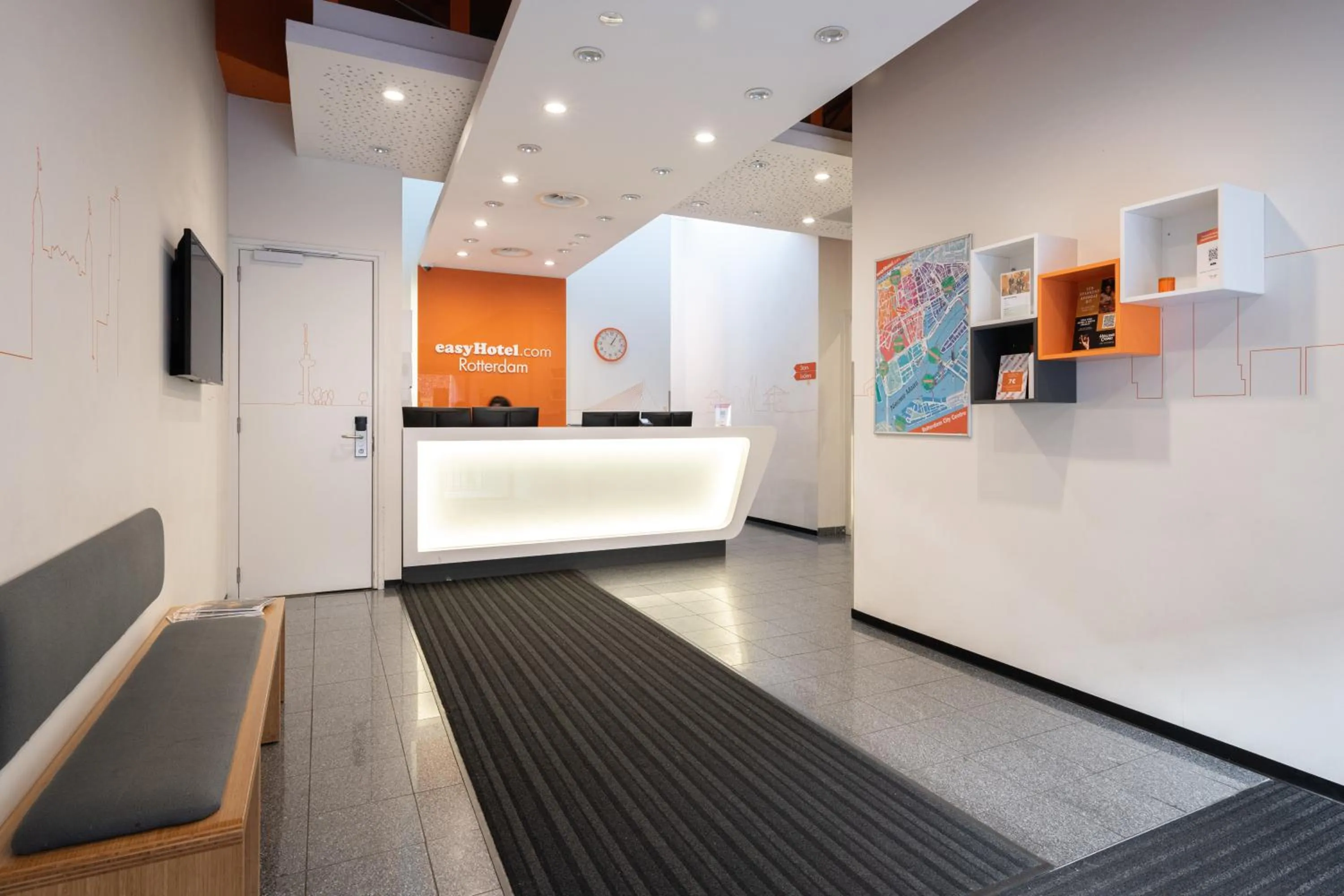 Property building in easyHotel Rotterdam City Centre