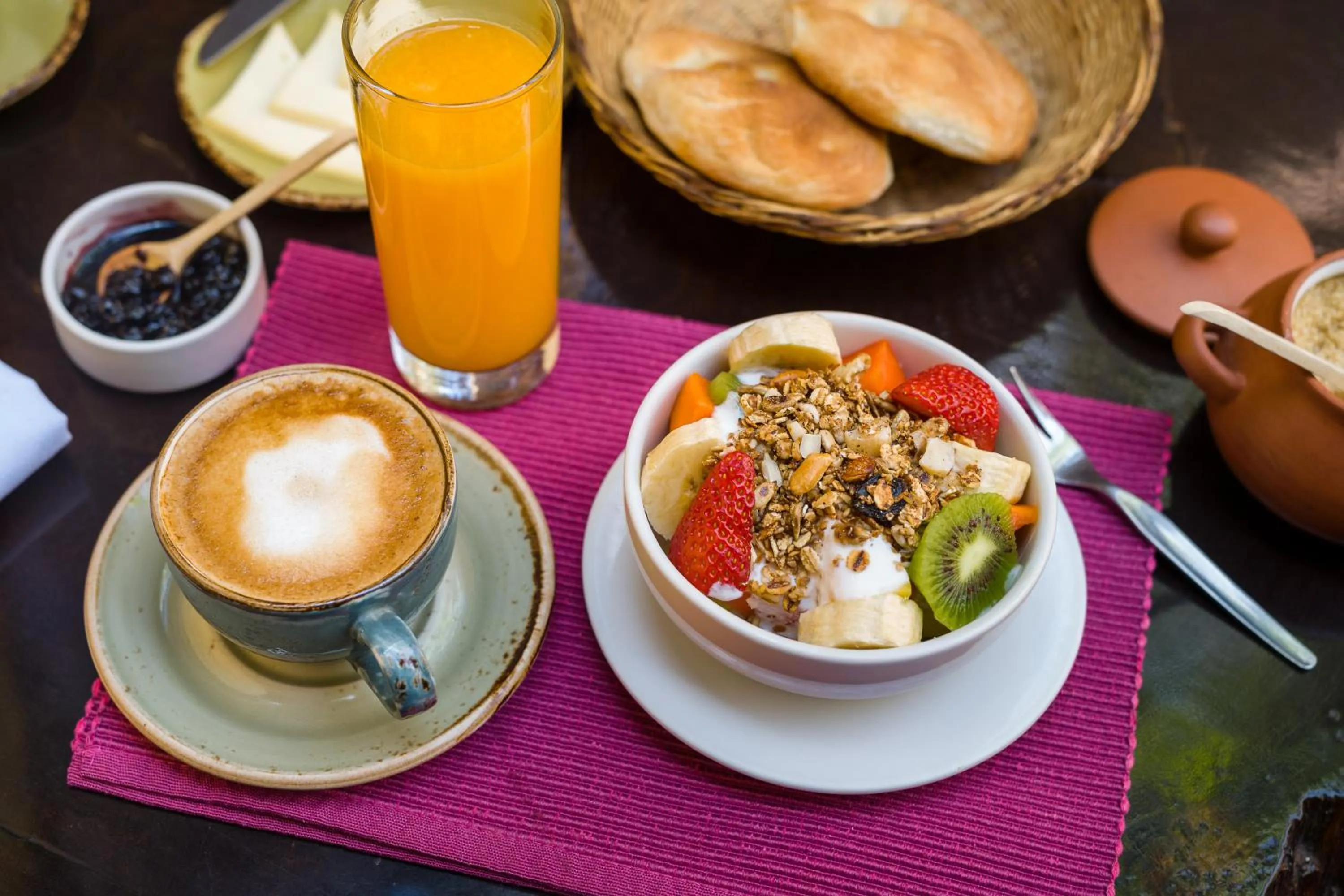 Food and drinks in Pisac Inn