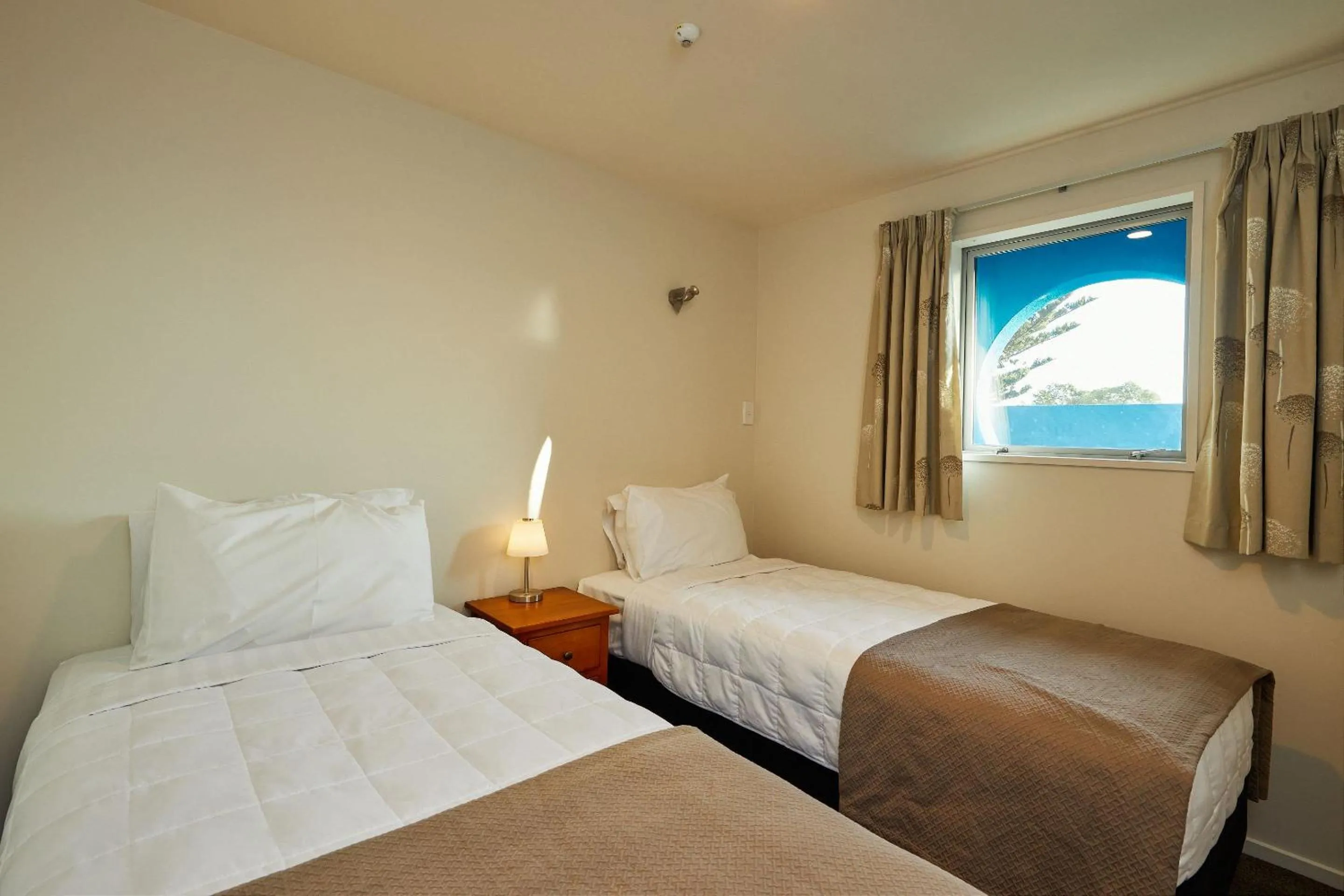 Bedroom, Bed in Kaikoura Luxury Apartments - Formerly Waves Luxury Apartments