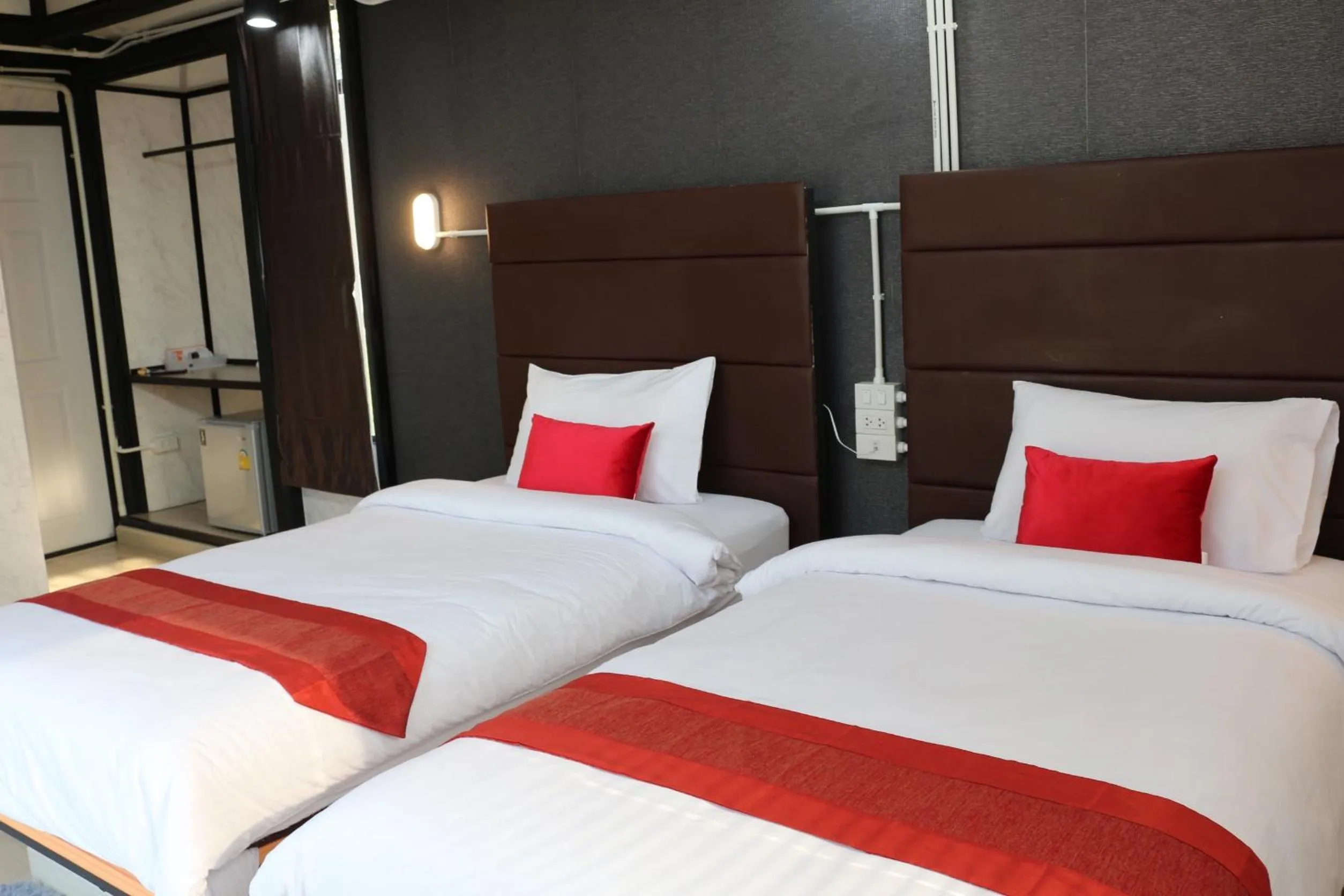 Photo of the whole room, Bed in AKKARA RESORT&VILLA