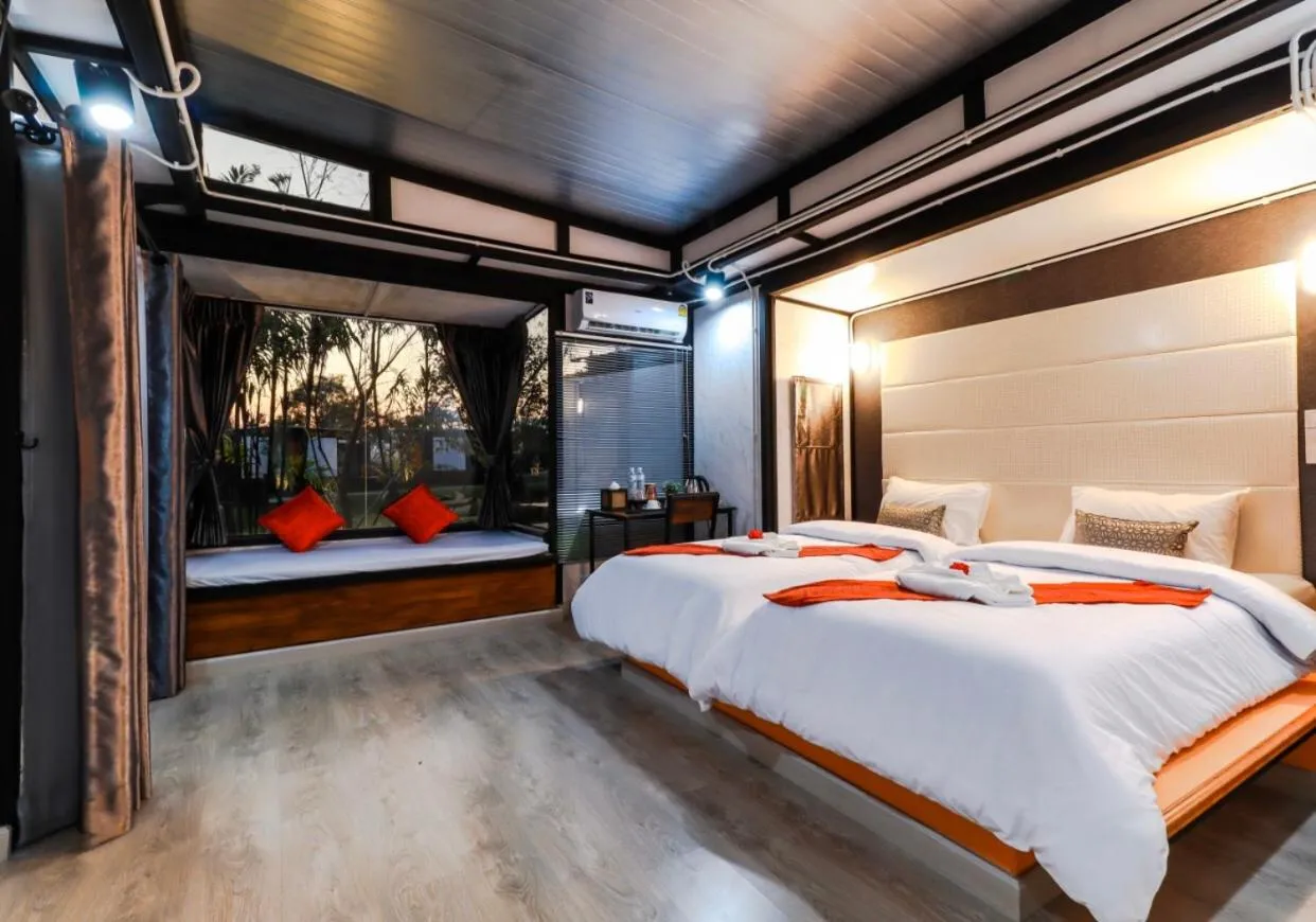 Photo of the whole room, Bed in AKKARA RESORT&VILLA