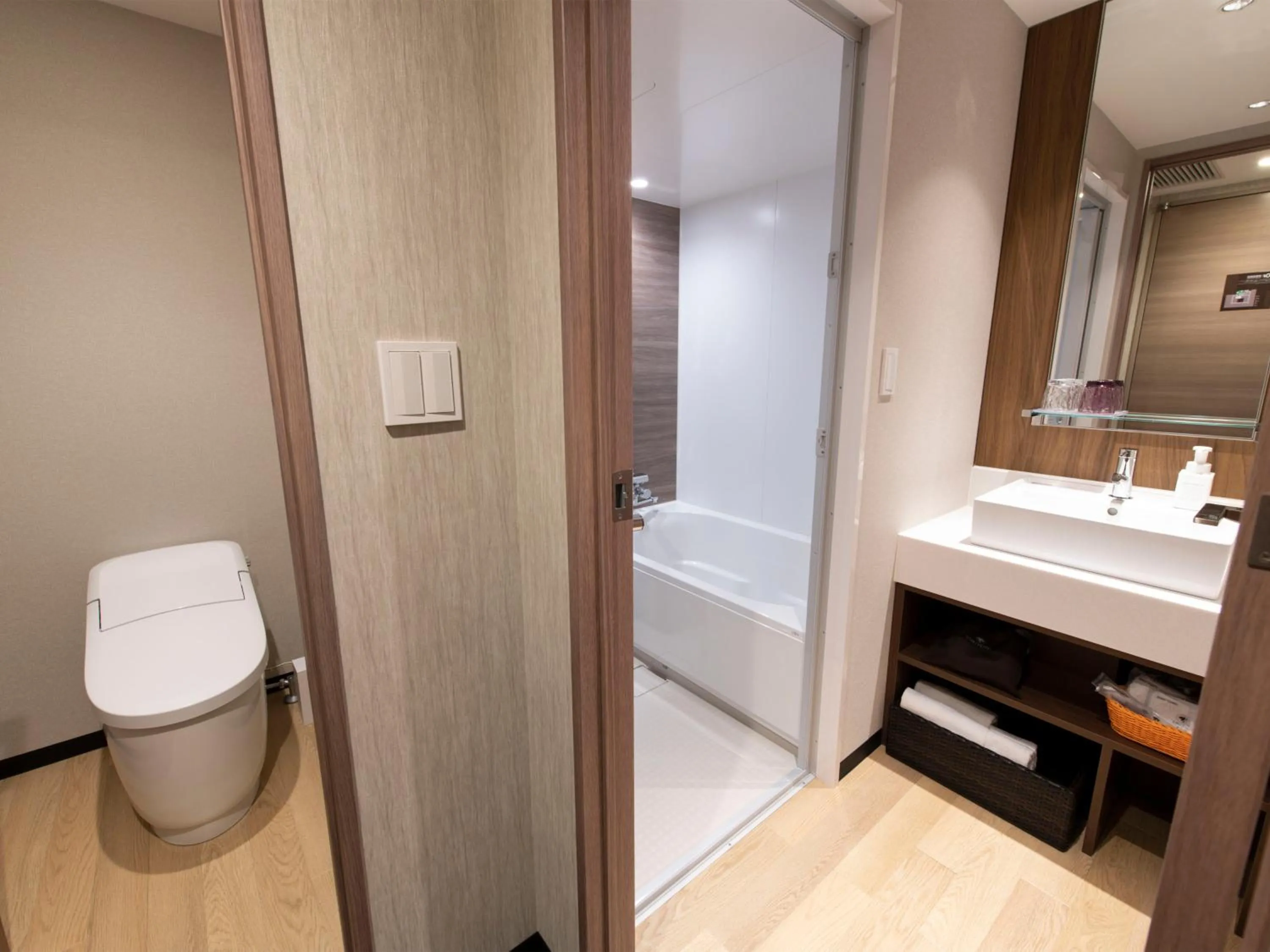 Toilet in Asakusa Tobu Hotel