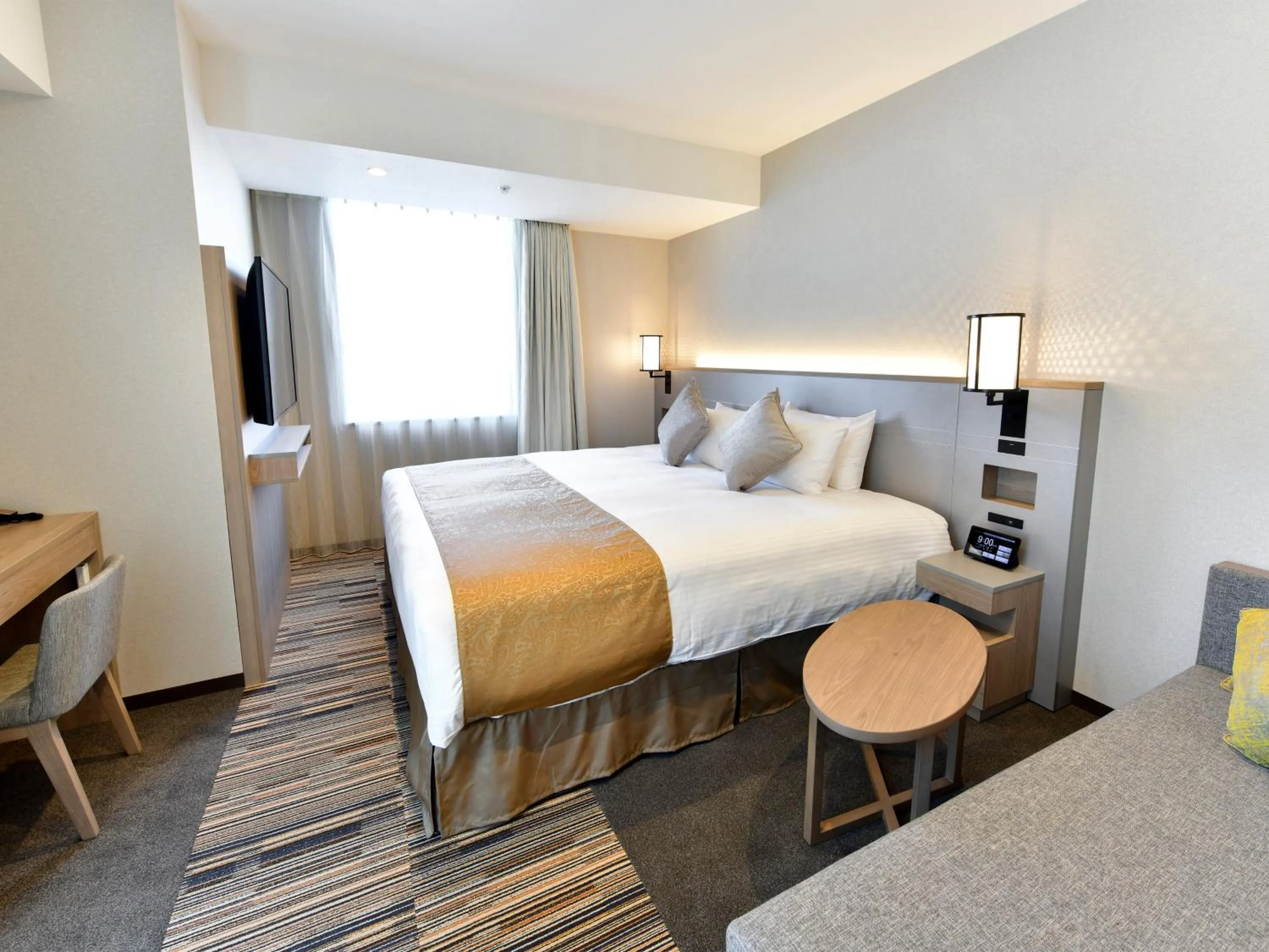 Bed in Asakusa Tobu Hotel