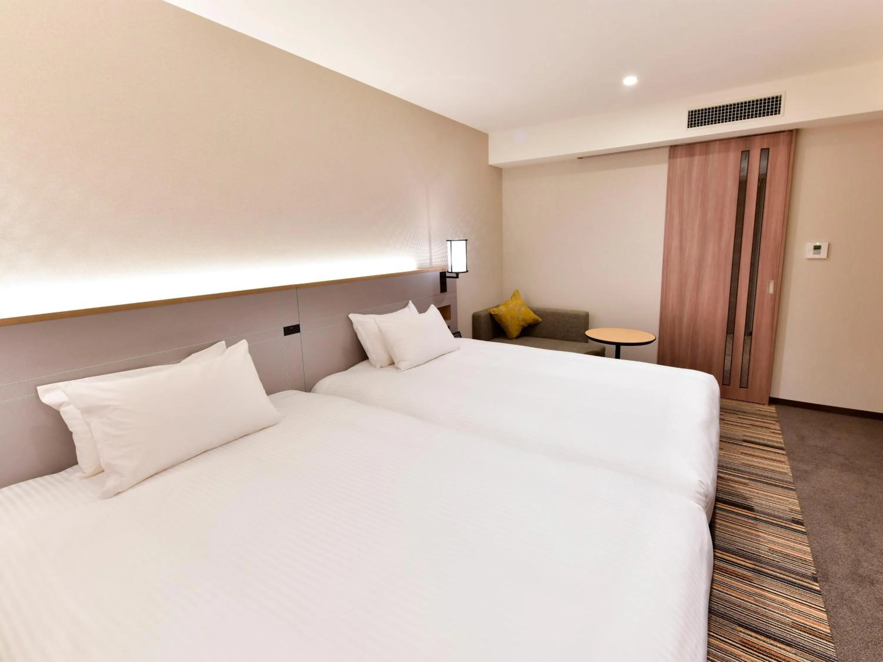 Bed in Asakusa Tobu Hotel