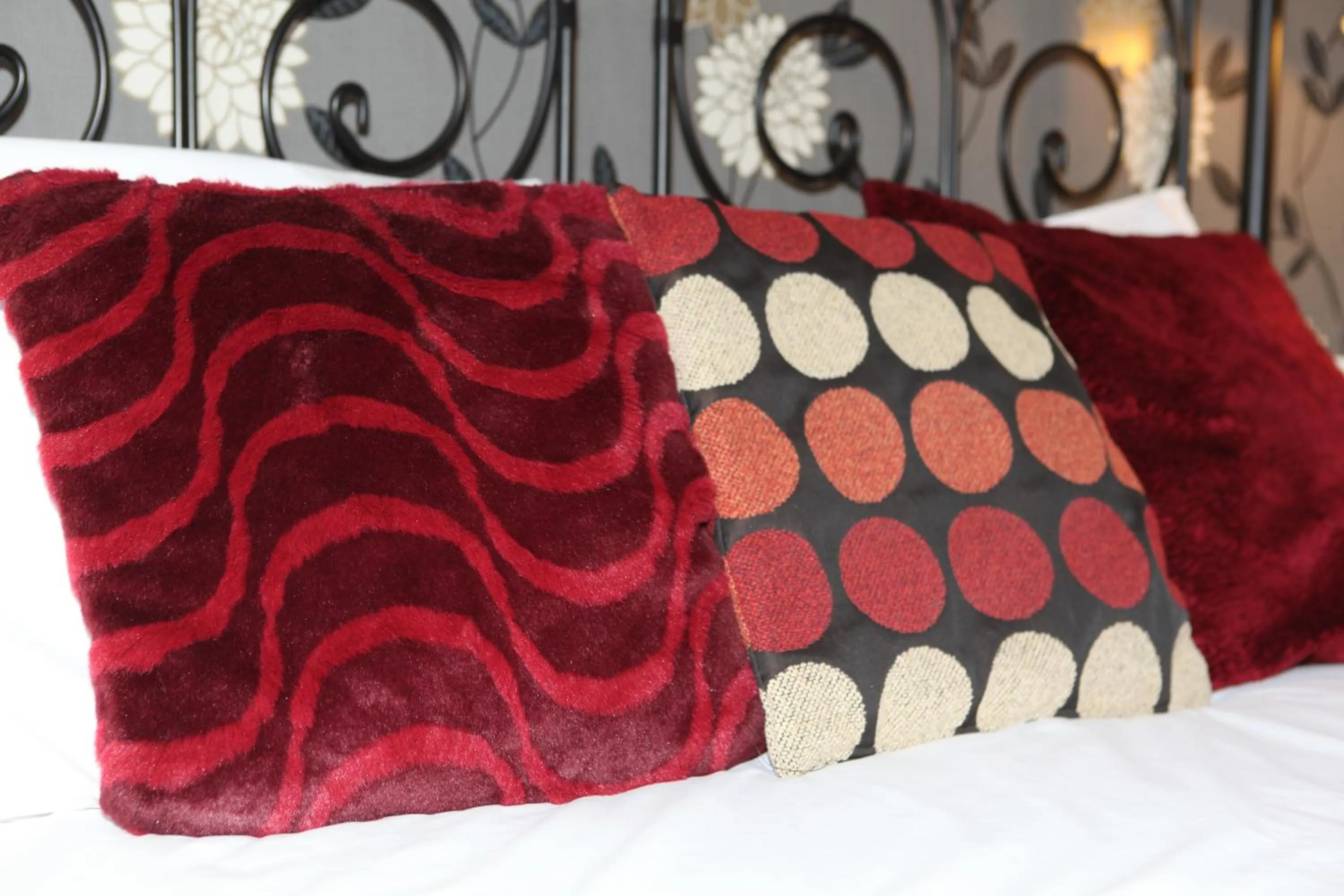 Bed in Eight Bells Inn