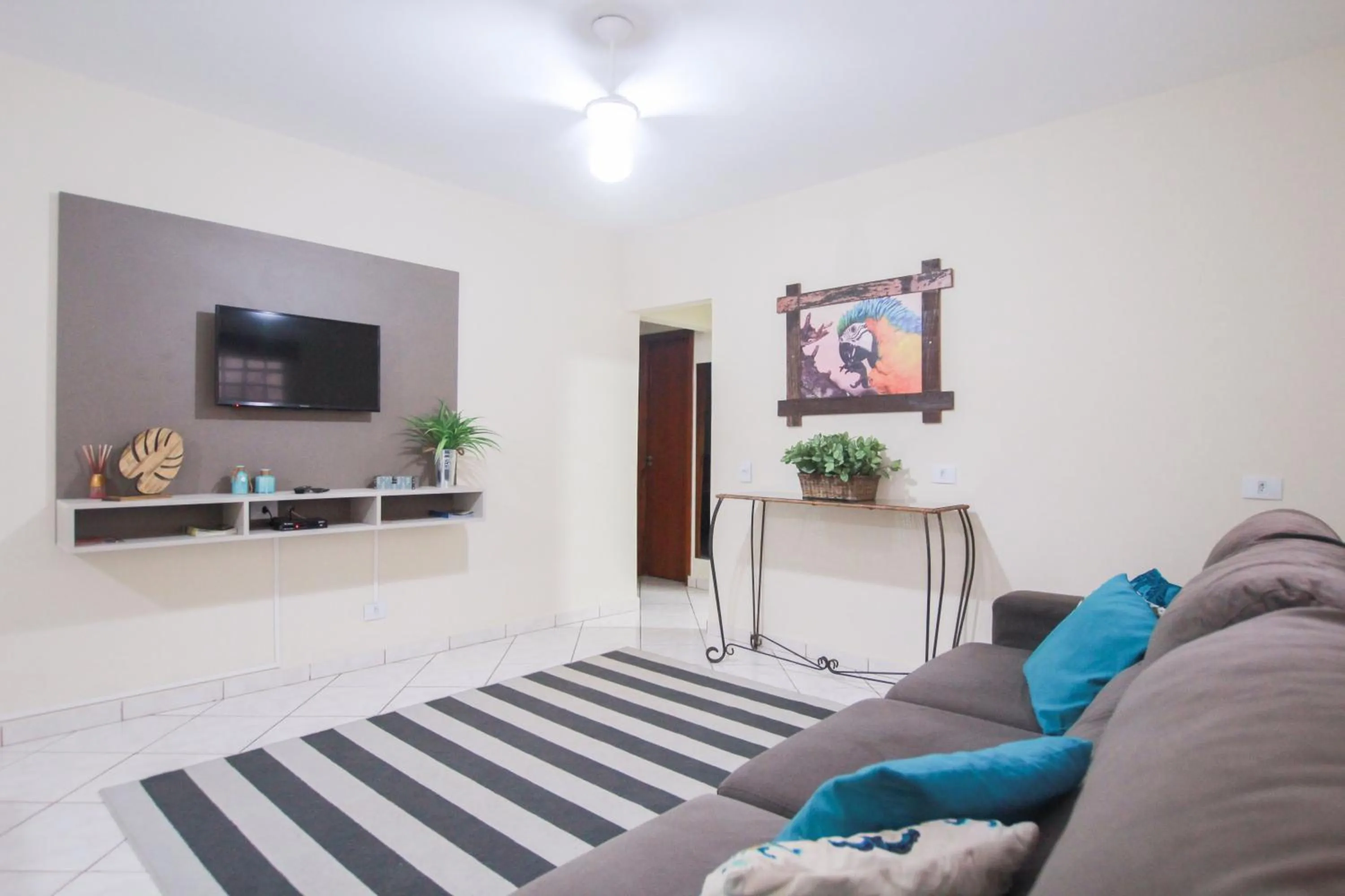 Living room in Ypê Flats e Containers