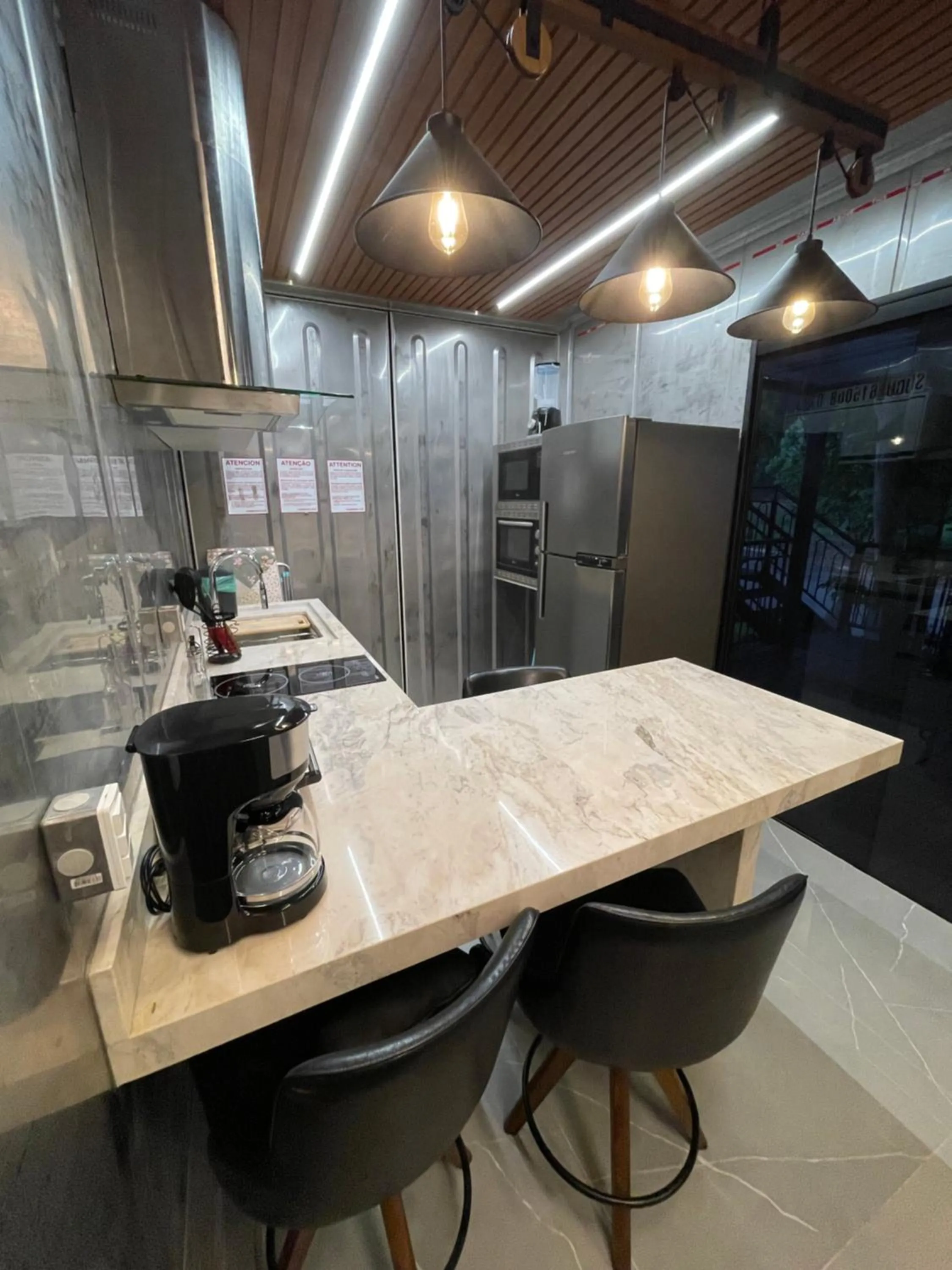 Kitchen or kitchenette in Ypê Flats e Containers