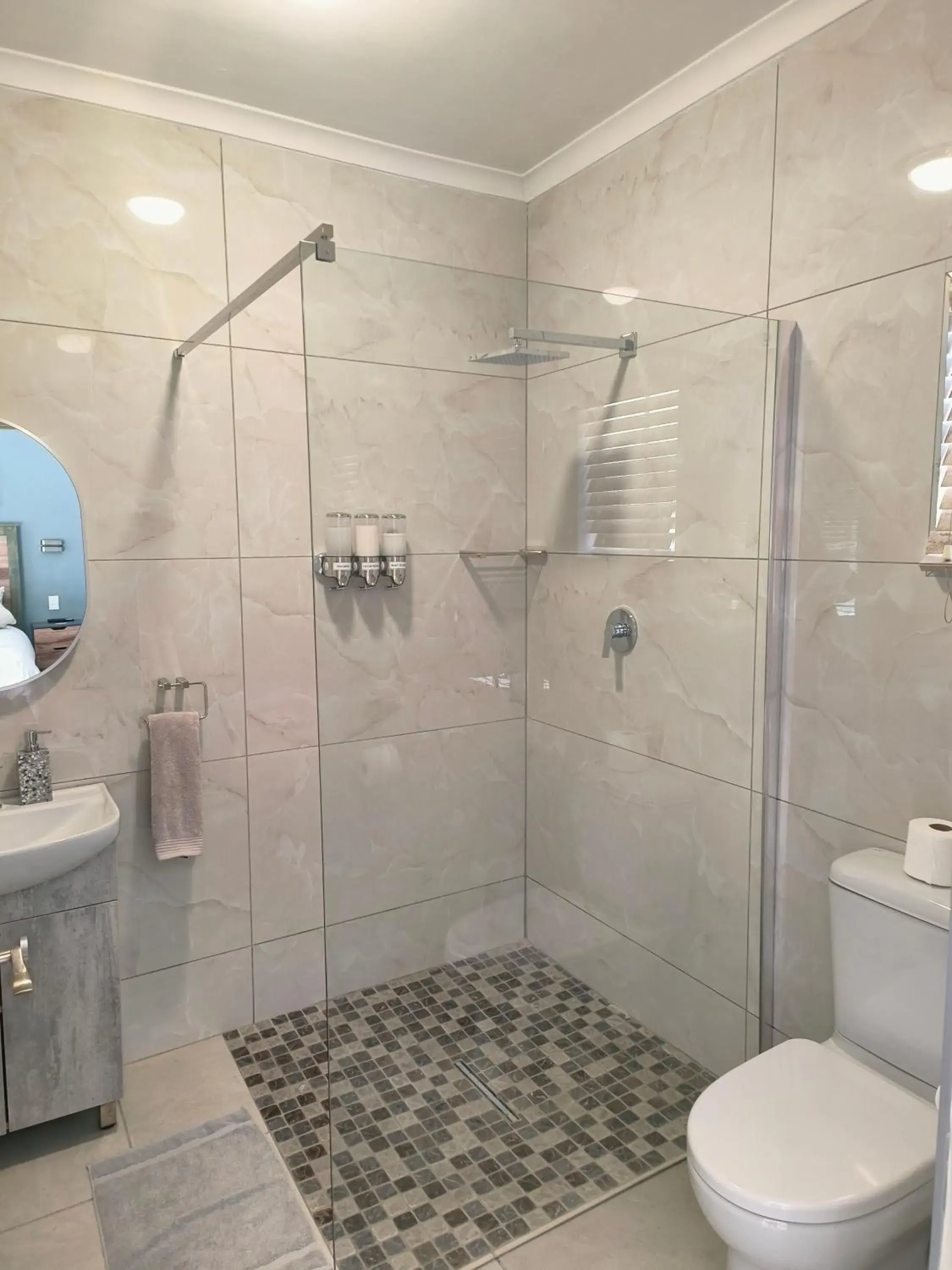 Deluxe Room in Mabalel Lodge Deluxe Room in Mabalel Lodge