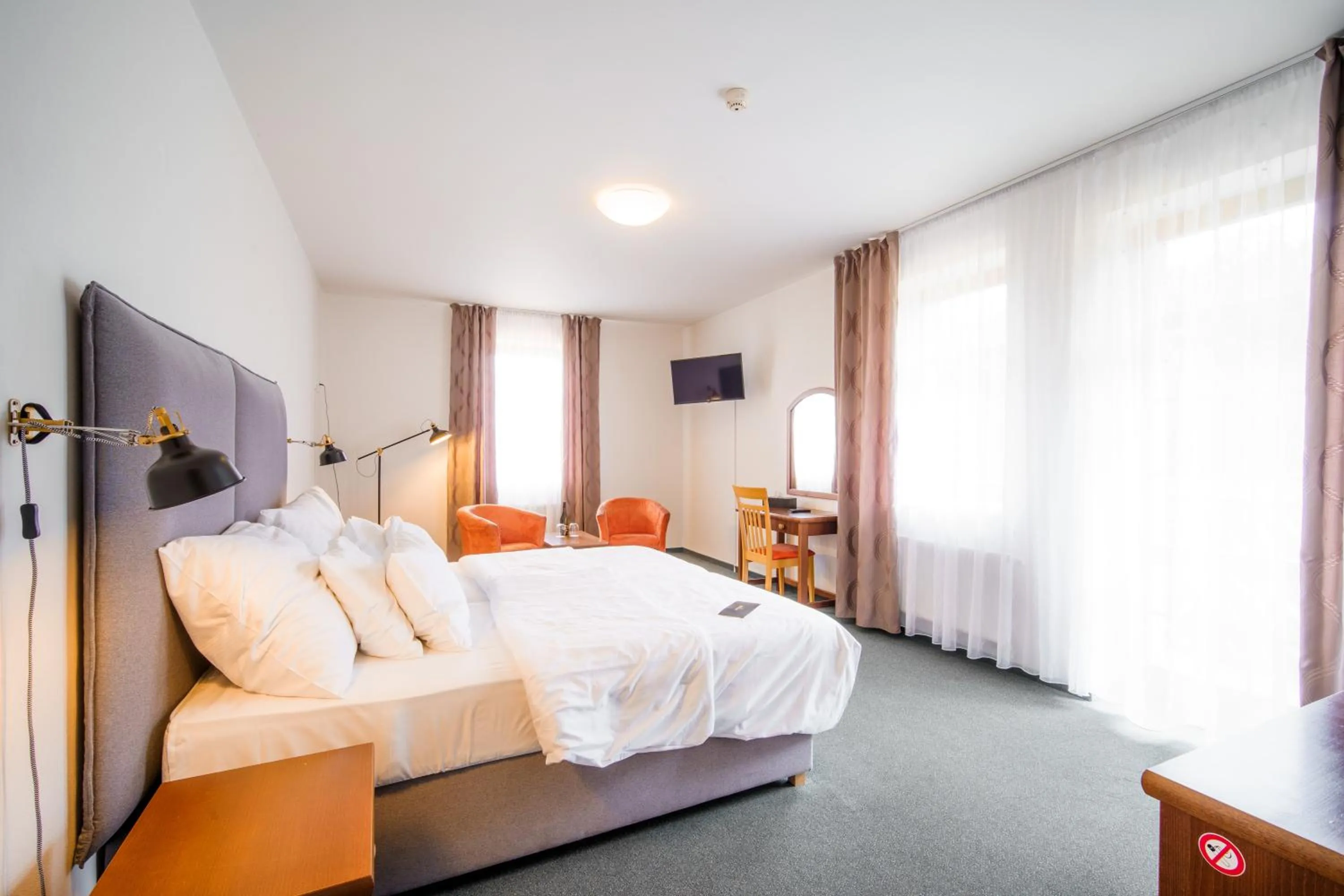 Photo of the whole room, Bed in Pytloun Wellness Hotel Hasištejn