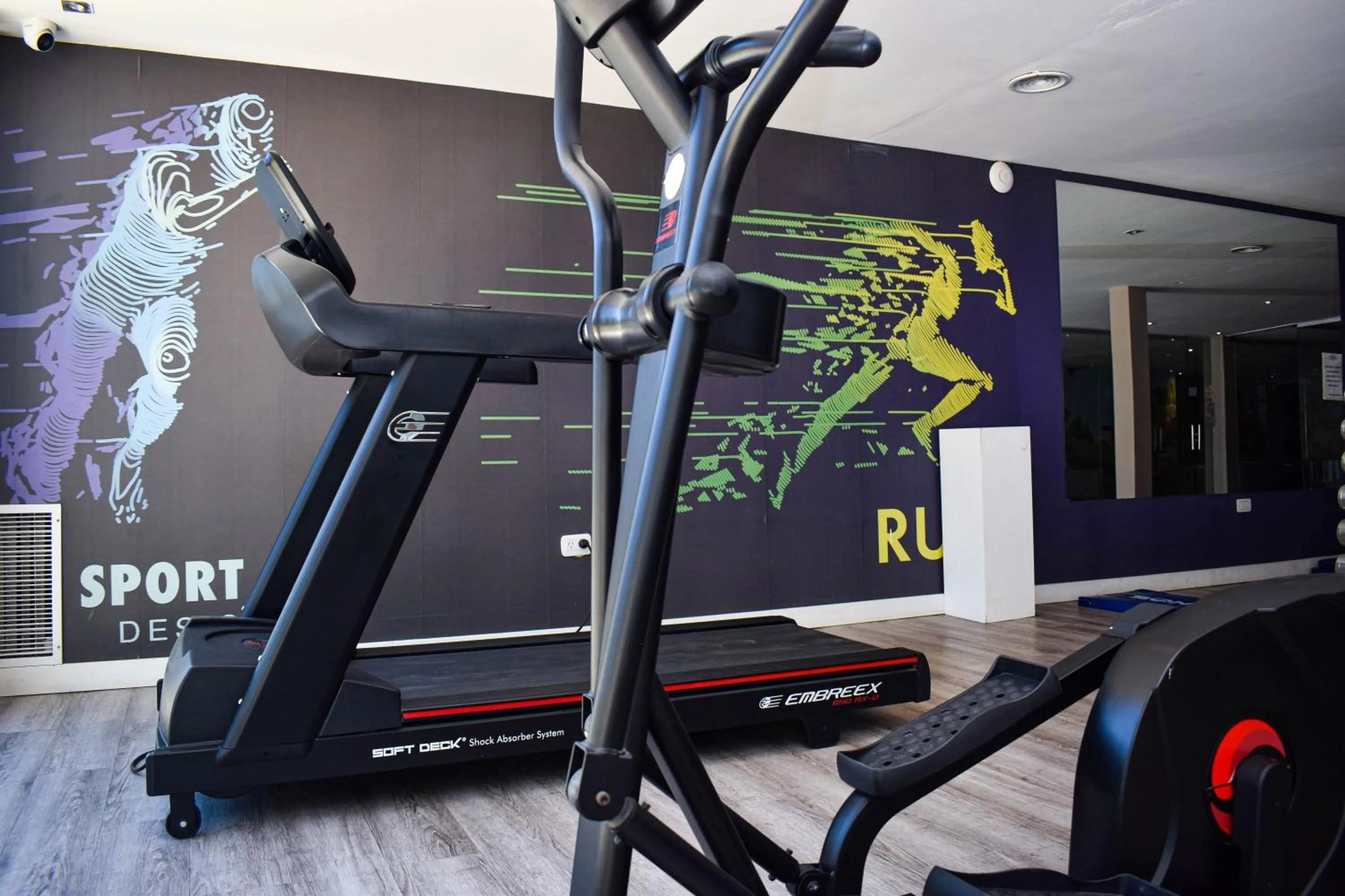 Fitness centre/facilities in Howard Johnson Plaza & Convention Center Spa La Plata