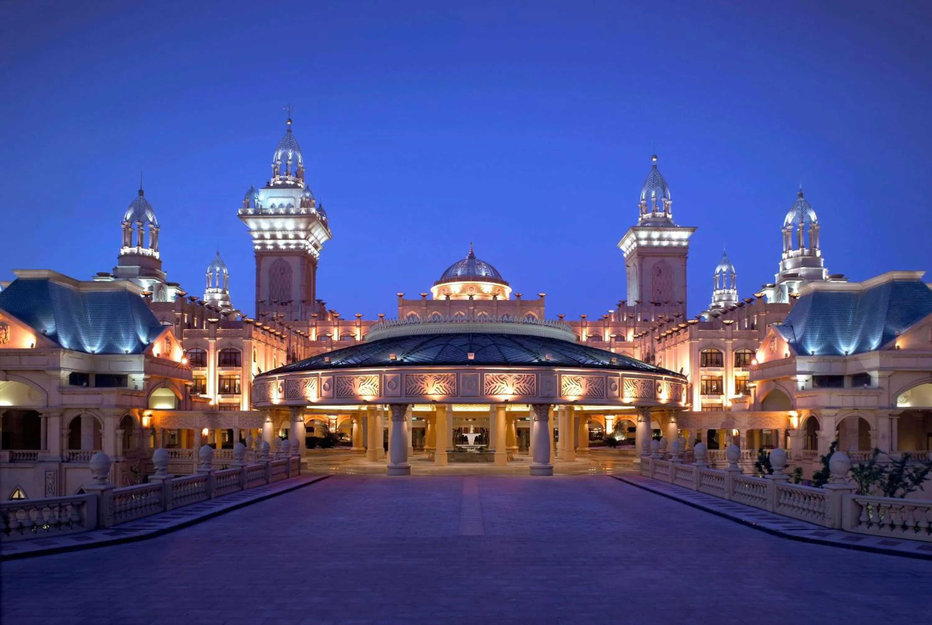 Property building in Wyndham Grand Tianjin Jingjin City