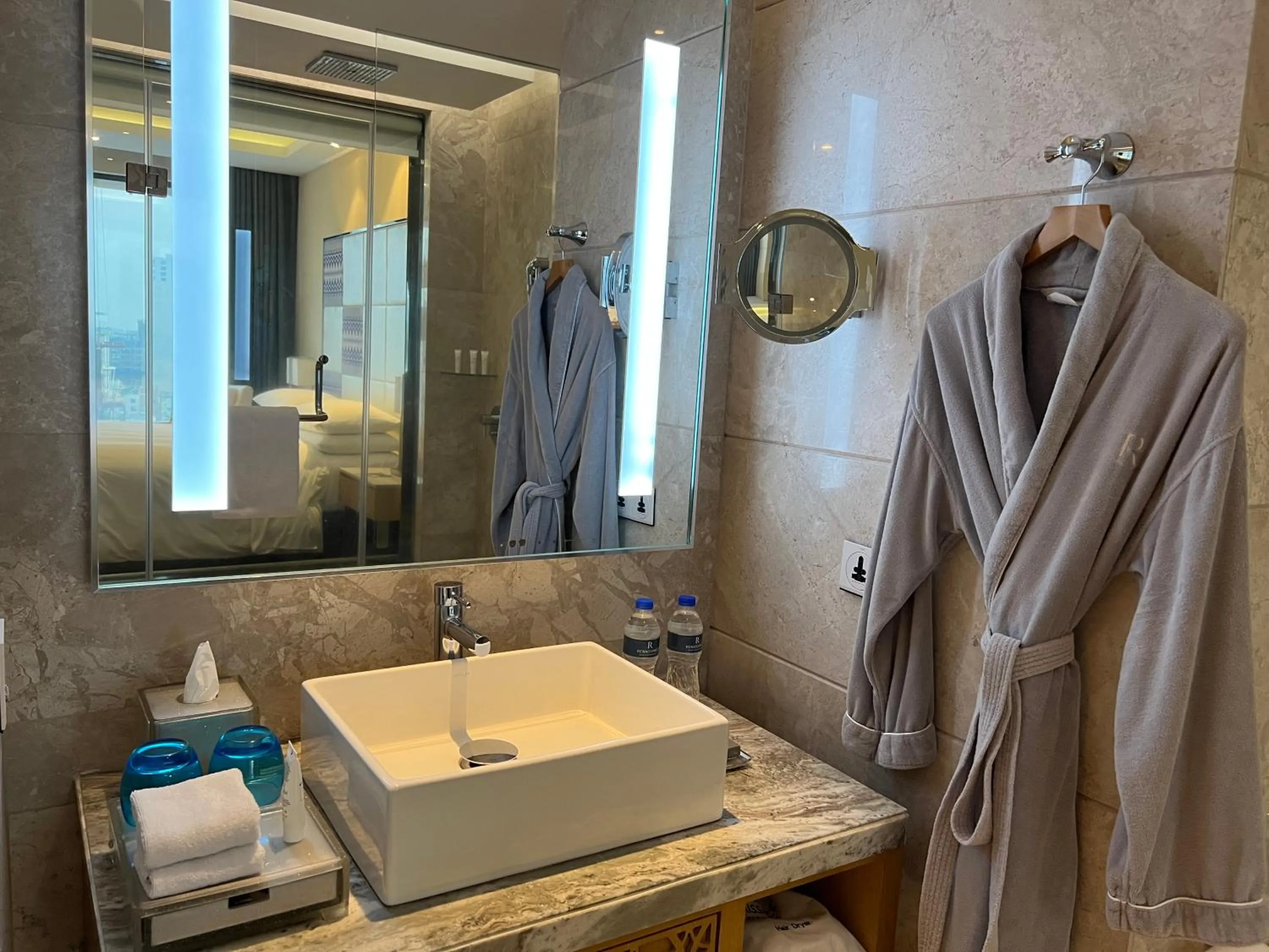 Bathroom in Renaissance Dhaka Gulshan Hotel