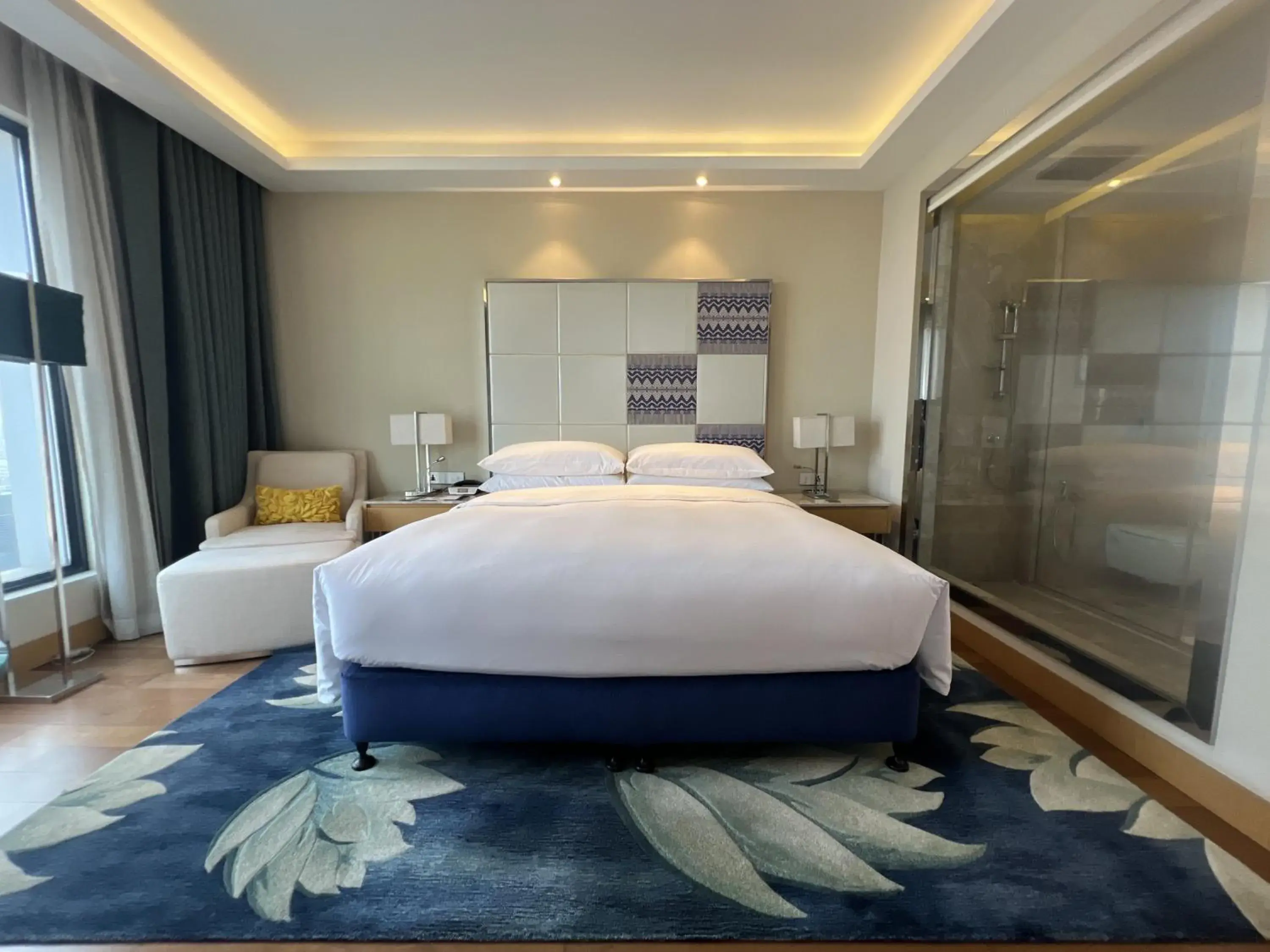 Club King, Club lounge access, Guest room, 1 King in Renaissance Dhaka Gulshan Hotel Club King, Club lounge access, Guest room, 1 King in Renaissance Dhaka Gulshan Hotel