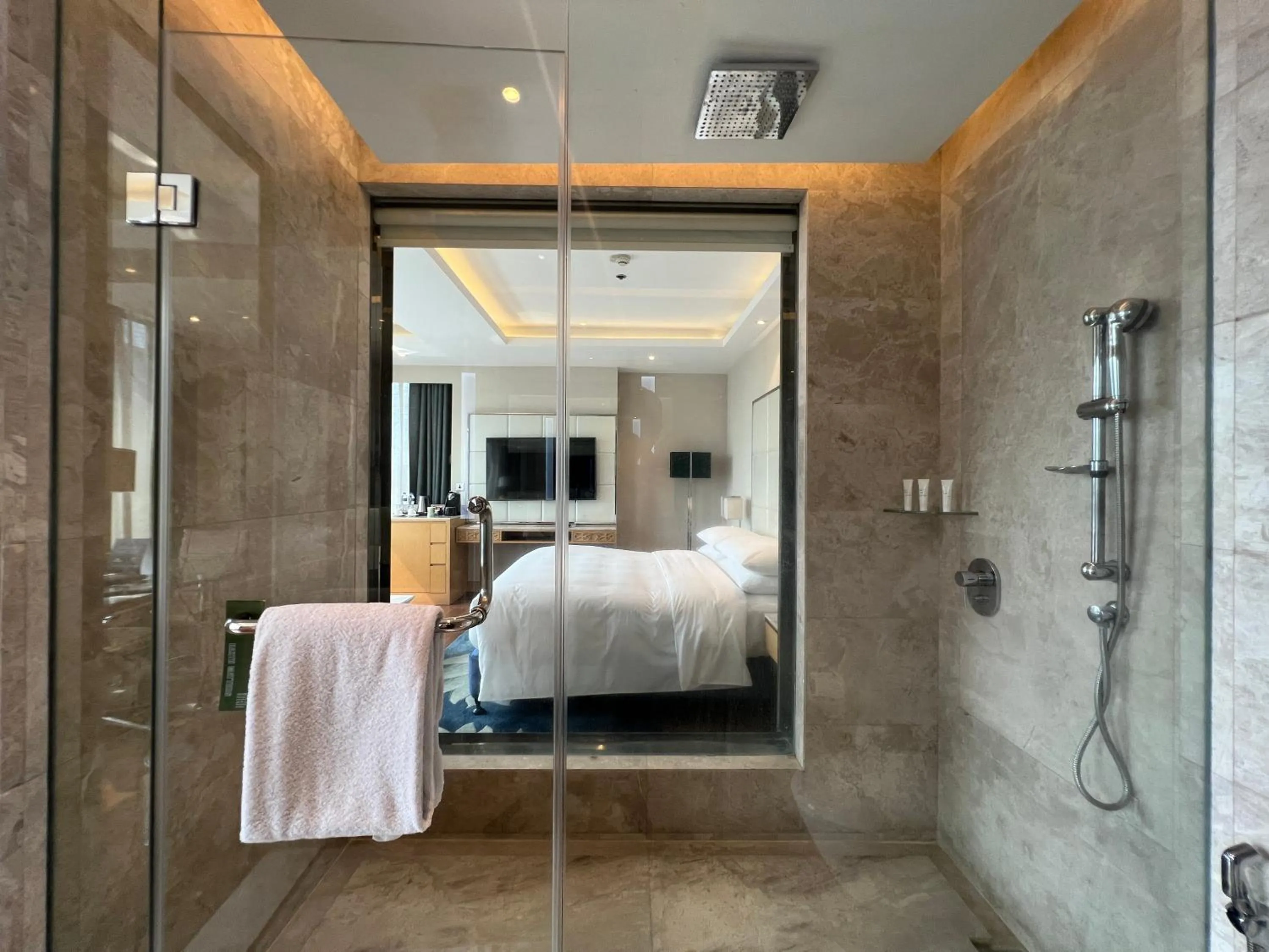 Shower, Bed in Renaissance Dhaka Gulshan Hotel