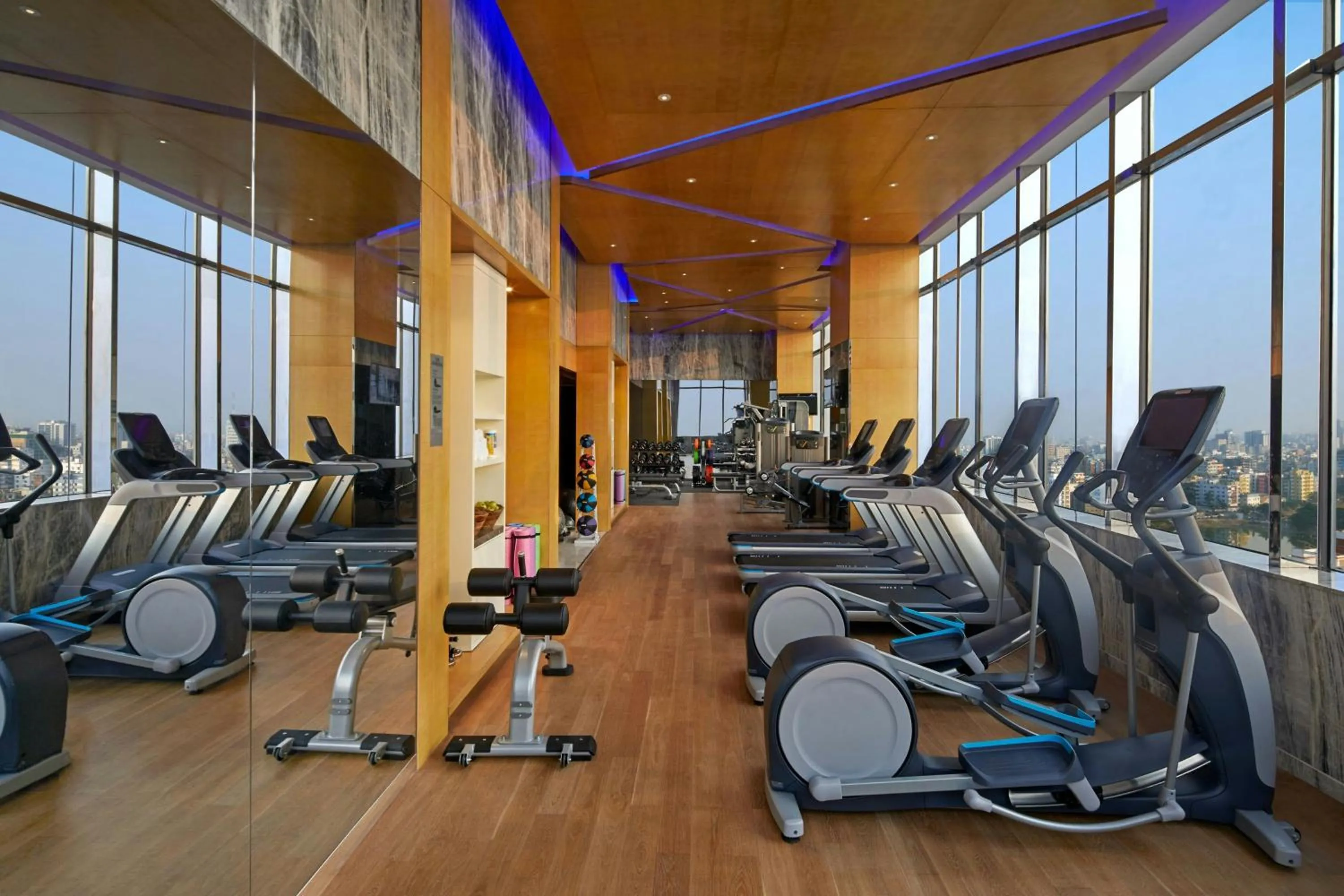 Fitness centre/facilities in Renaissance Dhaka Gulshan Hotel