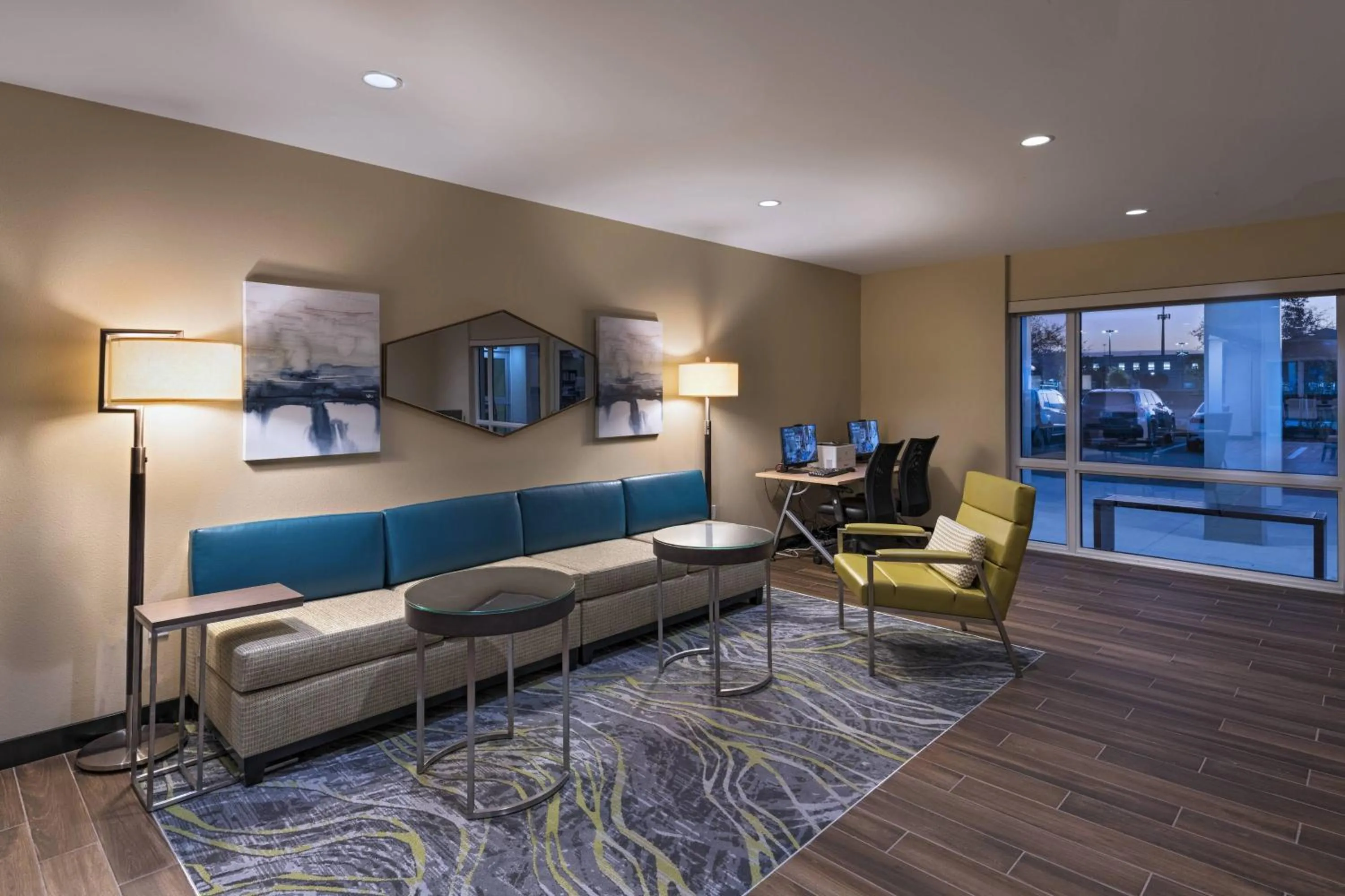Lobby or reception in TownePlace Suites by Marriott Naples