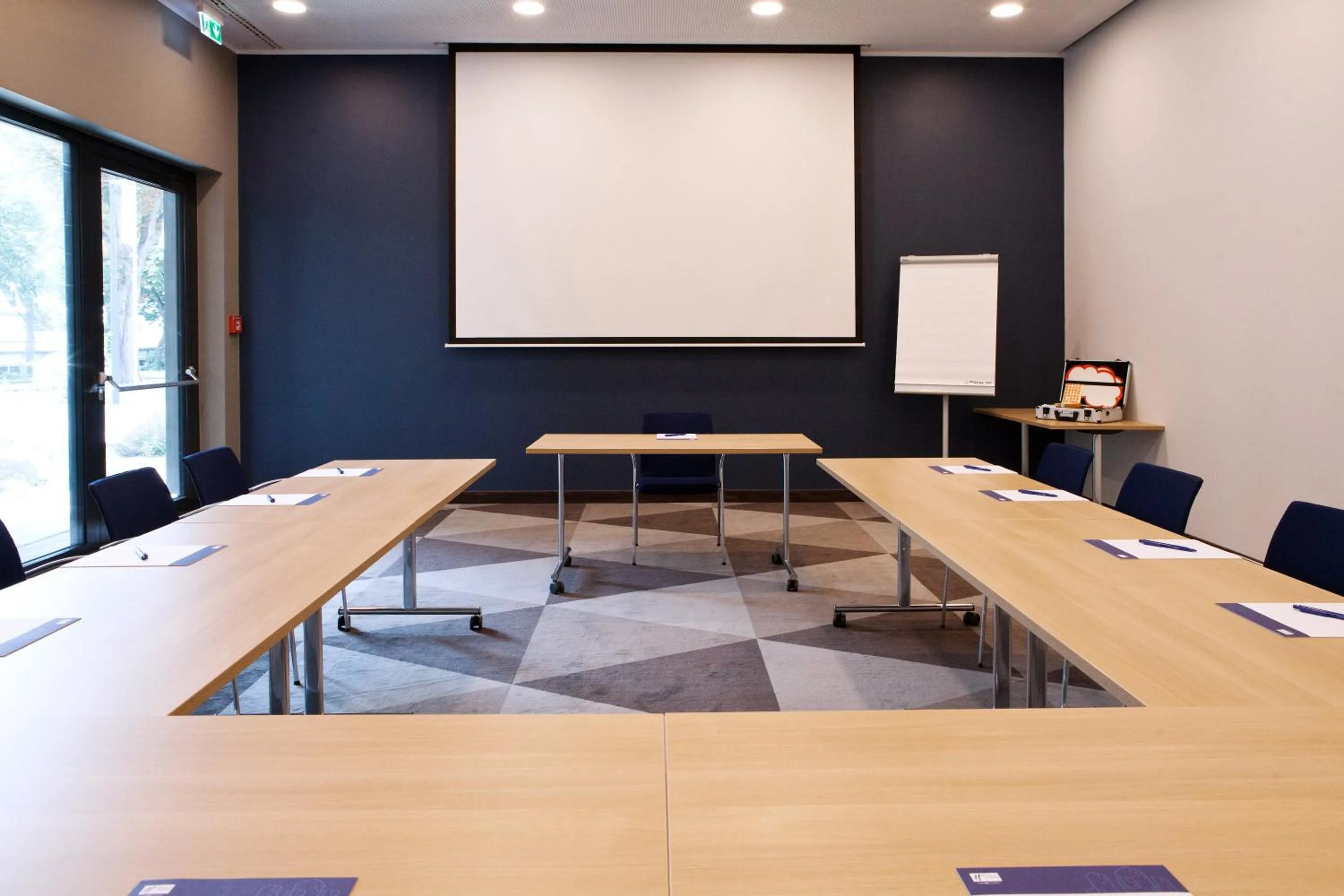 Meeting/conference room in Holiday Inn Express - Darmstadt by IHG