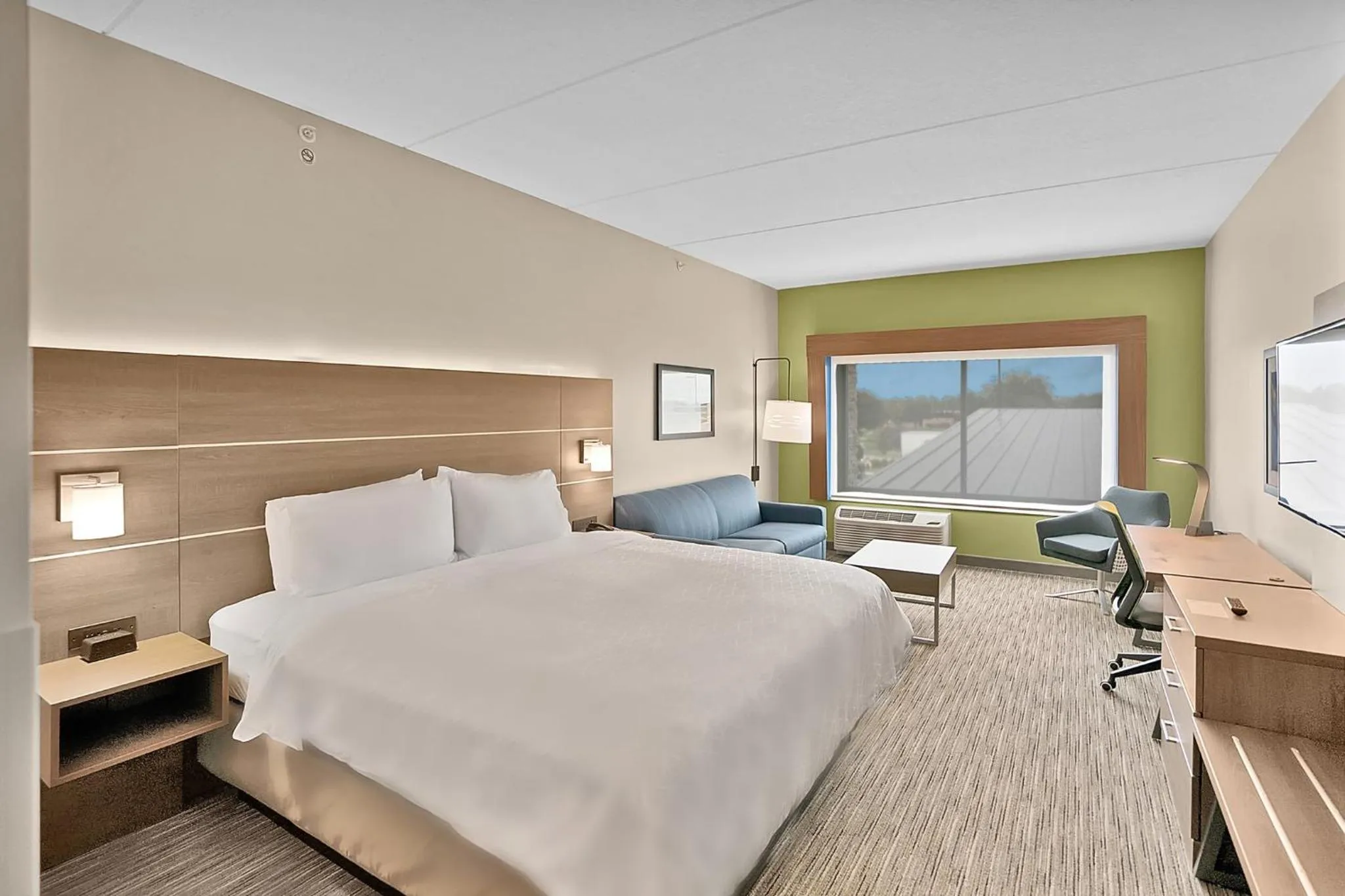 Photo of the whole room, Bed in Holiday Inn Express - Jacksonville South Bartram Prk by IHG