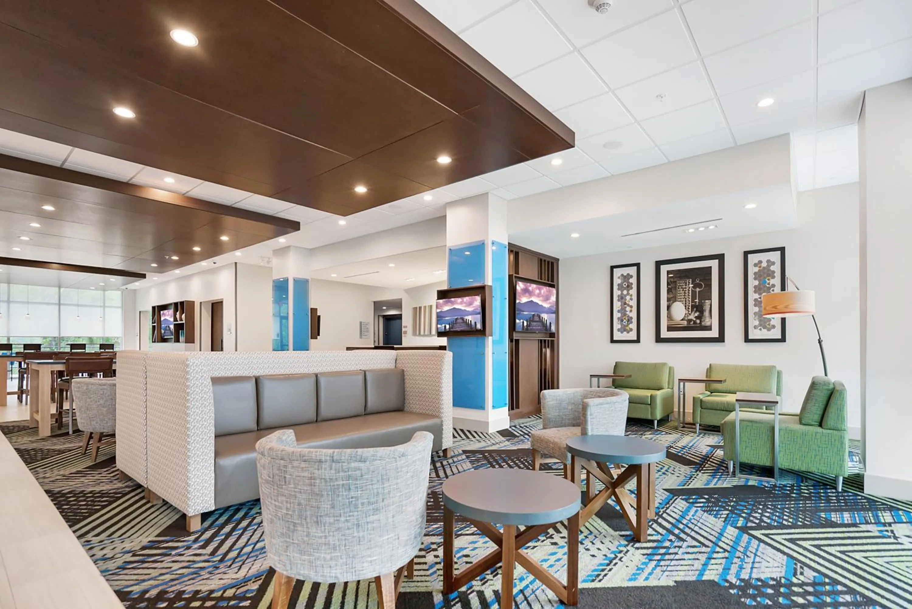 Property building in Holiday Inn Express - Jacksonville South Bartram Prk by IHG