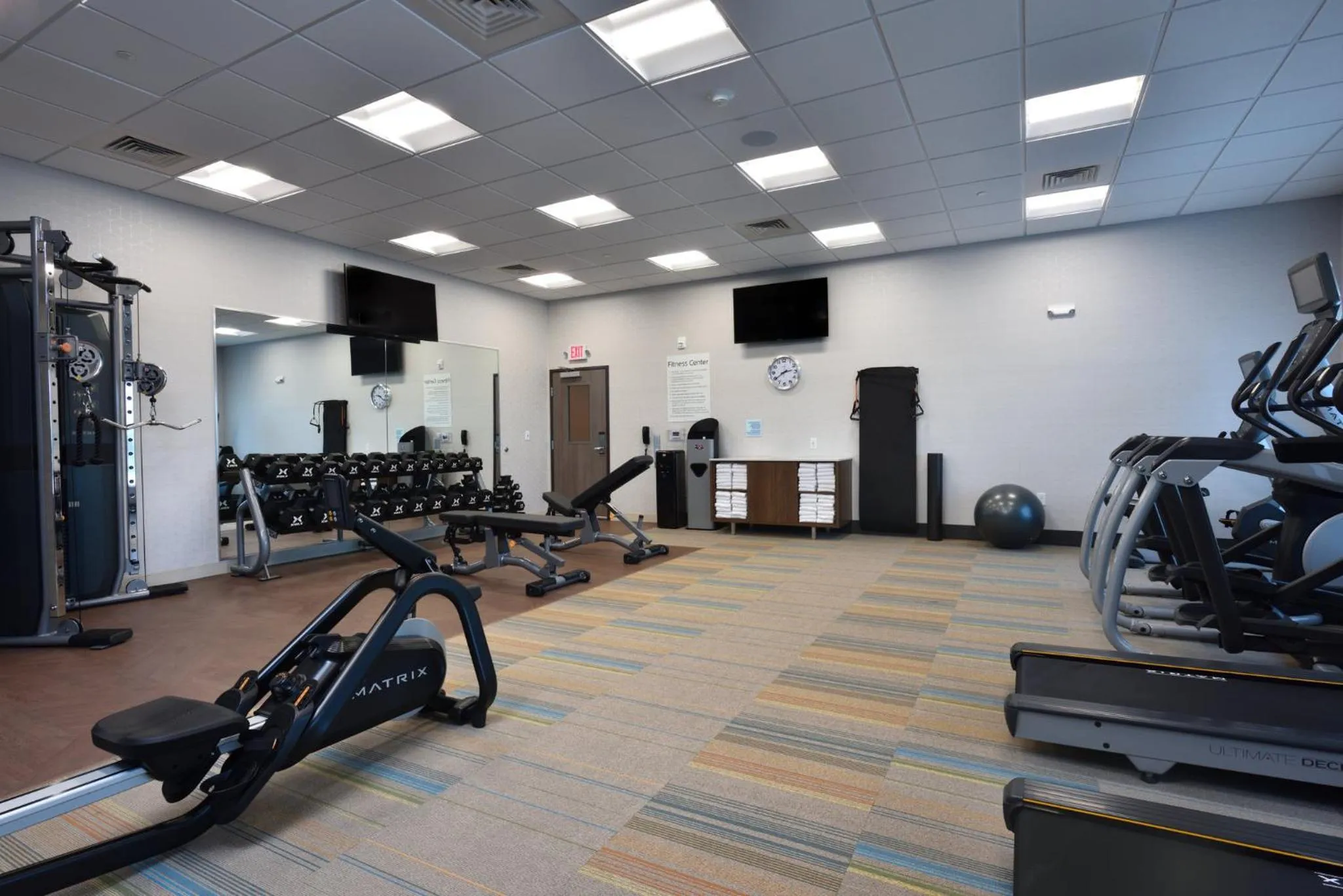Fitness centre/facilities in Holiday Inn Express & Suites Spring - Woodlands Area by IHG