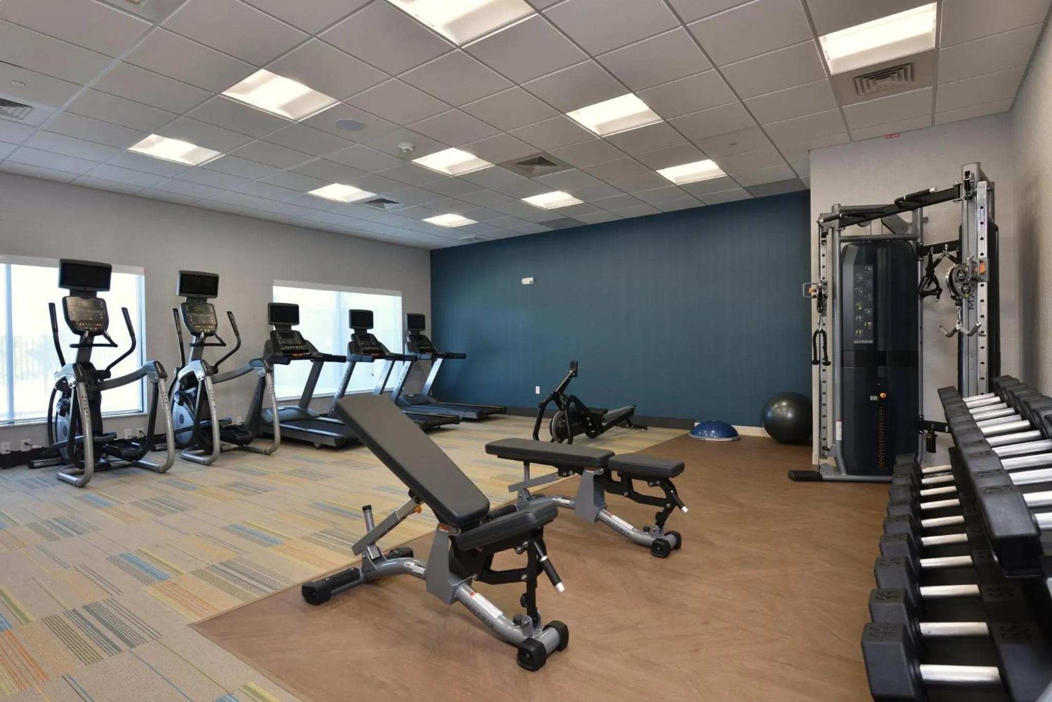 Fitness centre/facilities in Holiday Inn Express & Suites Spring - Woodlands Area by IHG