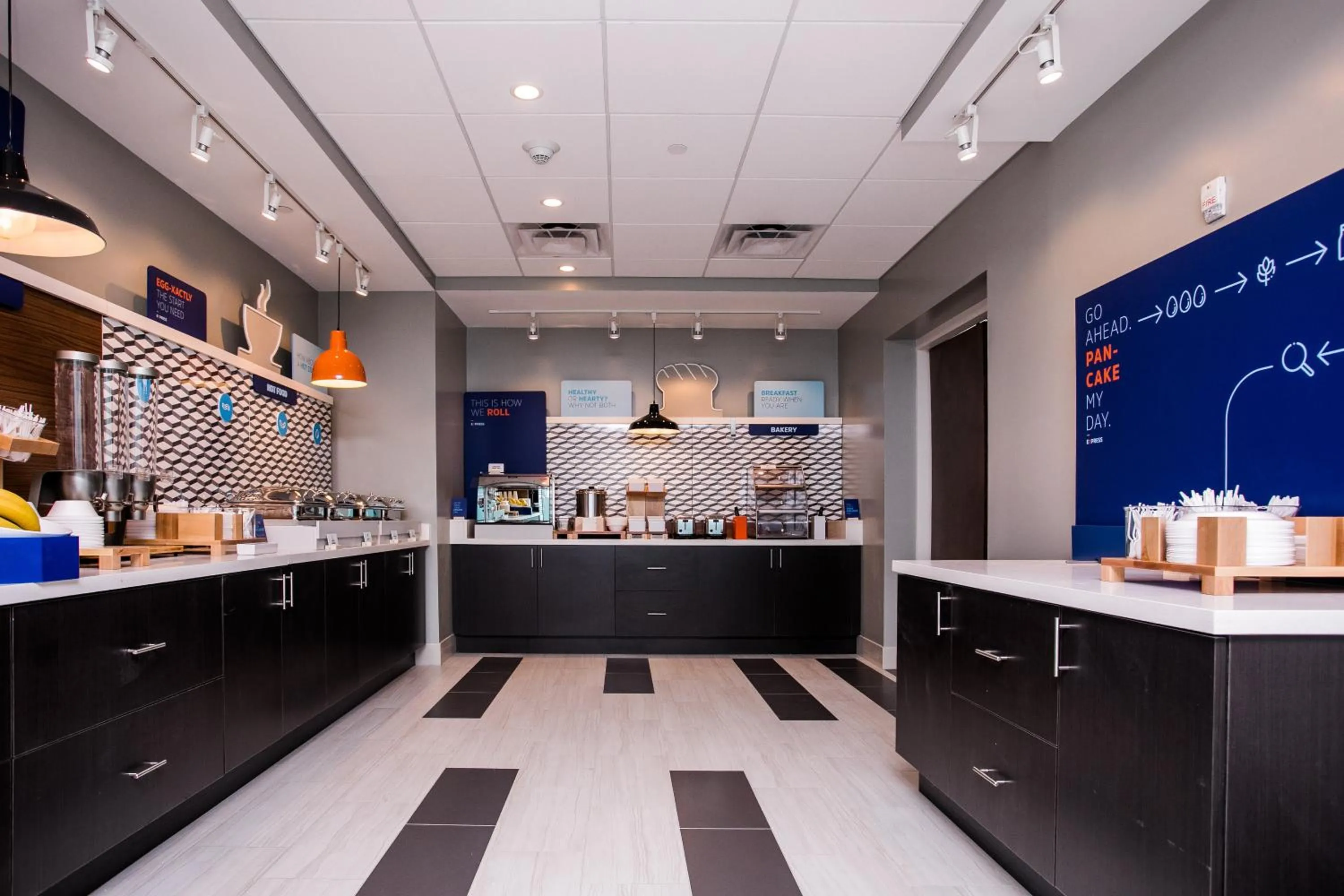 Breakfast in Holiday Inn Express & Suites Rehoboth Beach by IHG