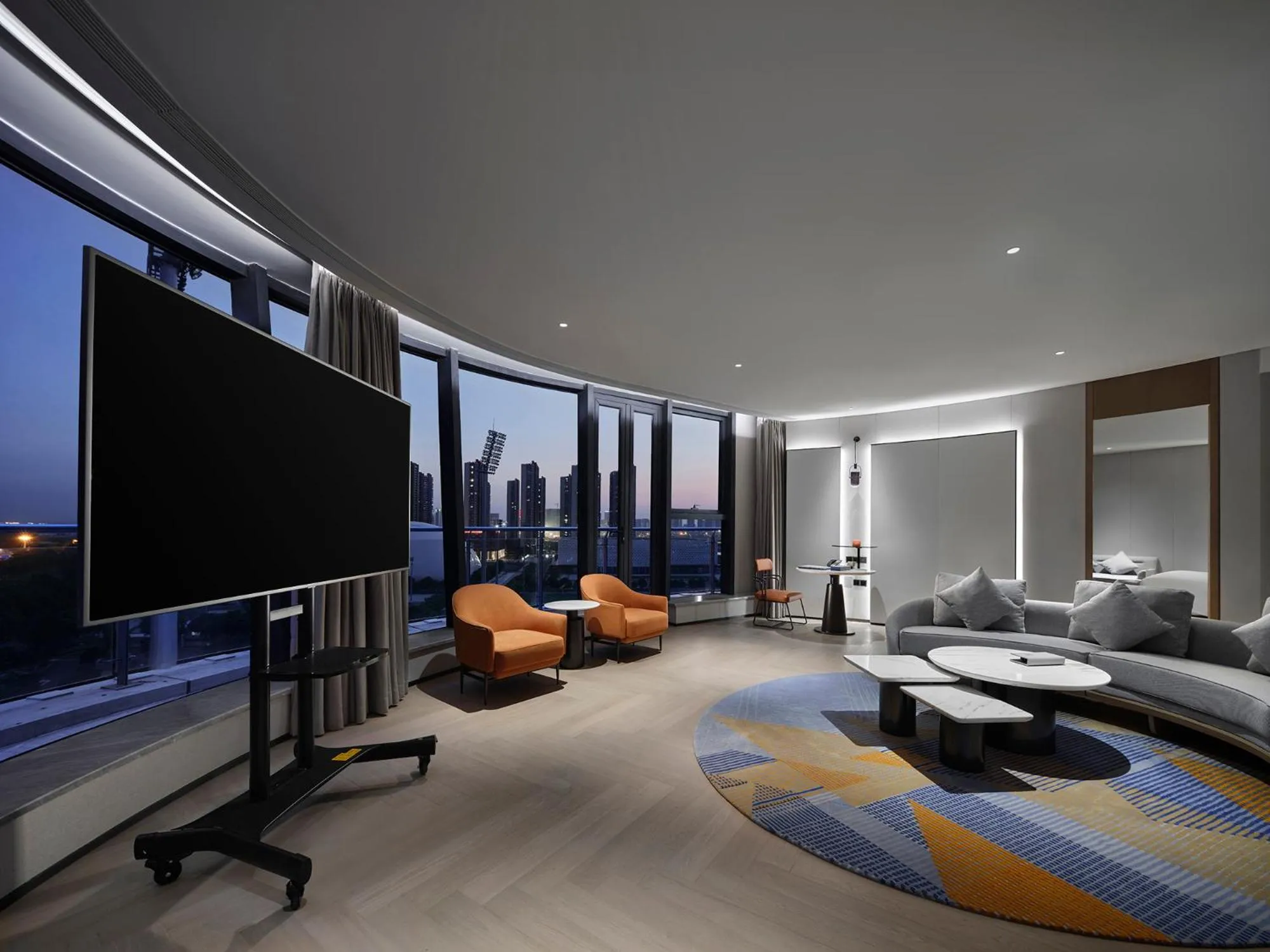 TV and multimedia in EVEN Hotel Nanjing Yangtze River by IHG