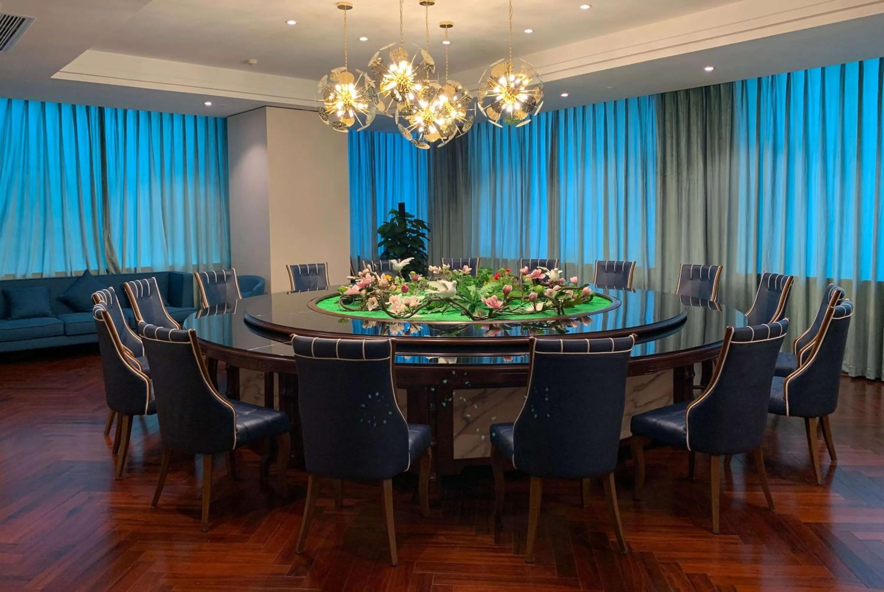 Restaurant/places to eat, Dining Area in Wyndham Garden Nanchang Honggutan