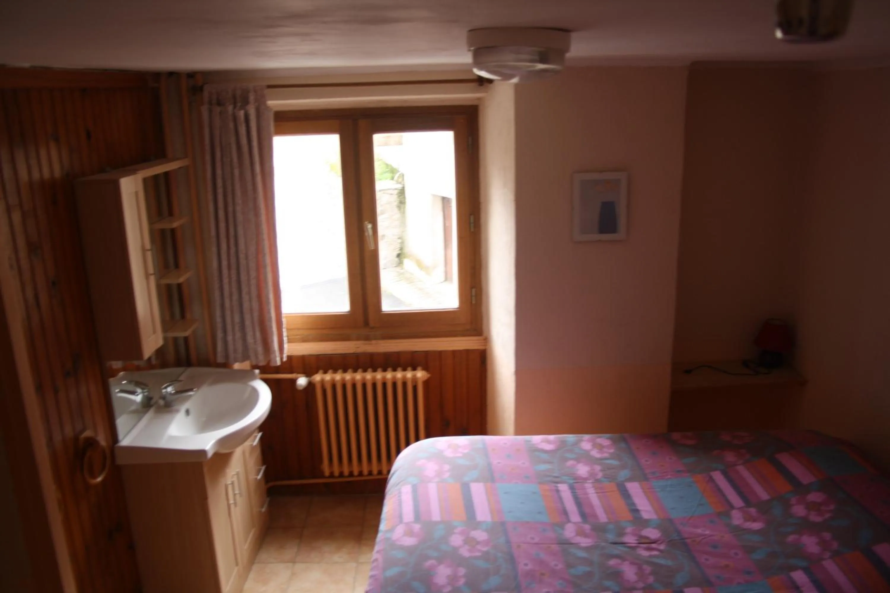Bedroom, Bed in LE GÎTE LES MELEZES