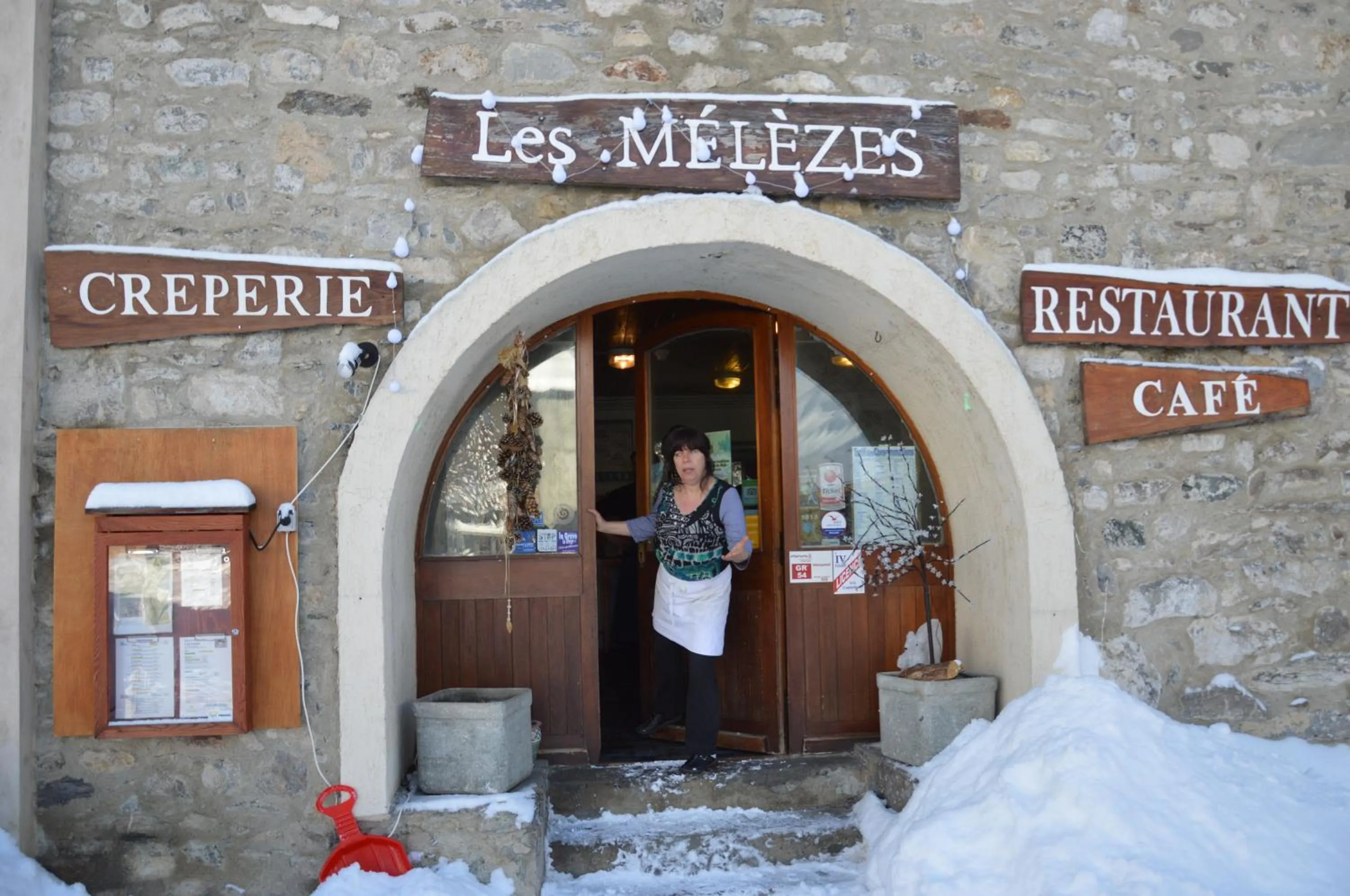 Facade/entrance in LE GÎTE LES MELEZES