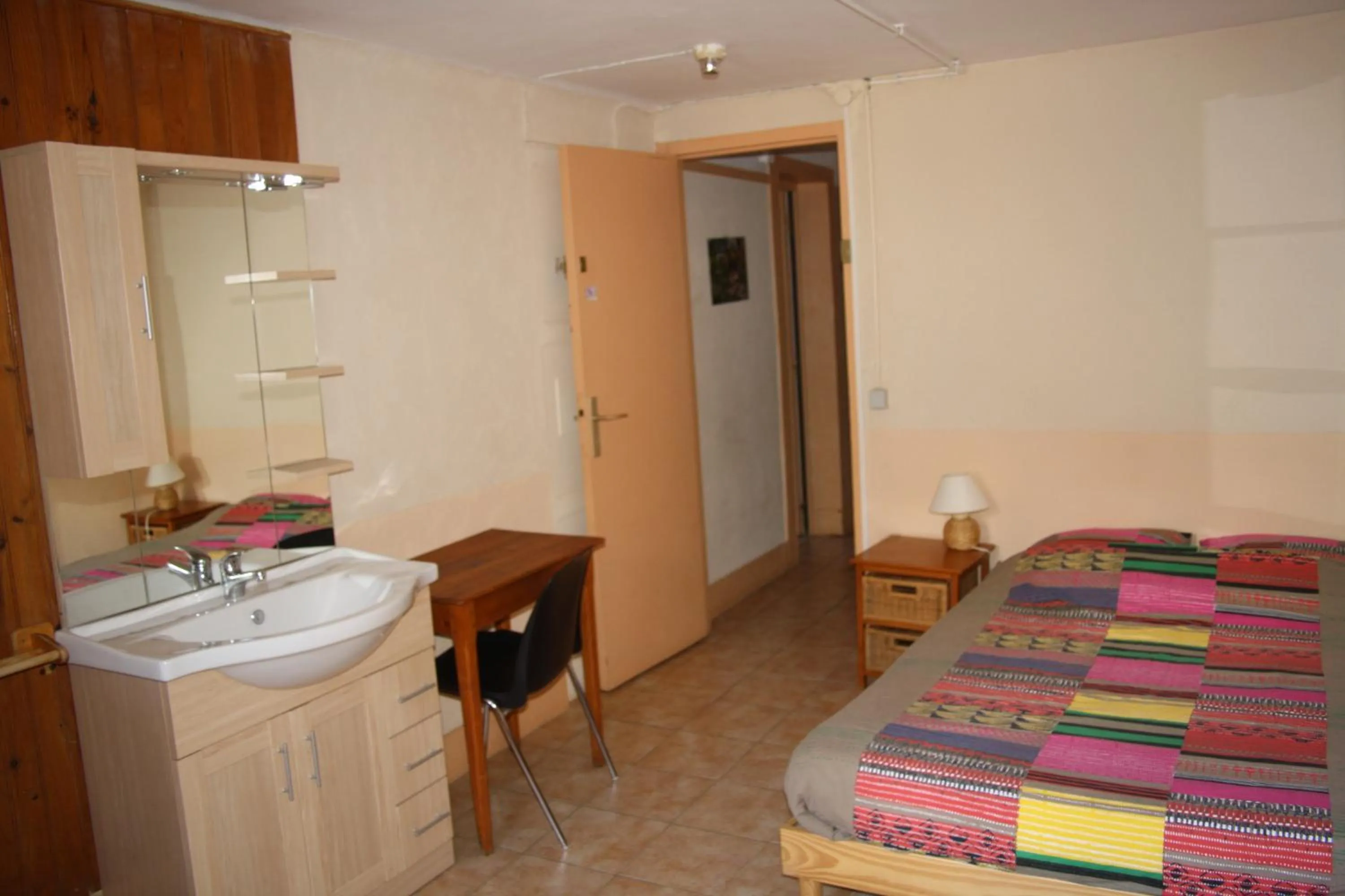 Bedroom, Bed in LE GÎTE LES MELEZES