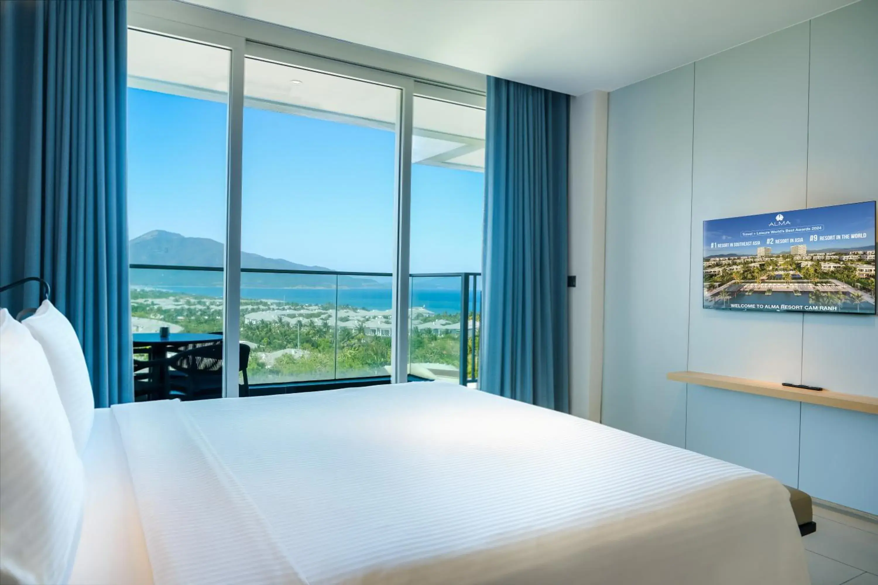 1 Bedroom Suite with Terrace Ocean View – King Bed - 70 sqm in Alma Resort Cam Ranh 1 Bedroom Suite with Terrace Ocean View – King Bed - 70 sqm in Alma Resort Cam Ranh
